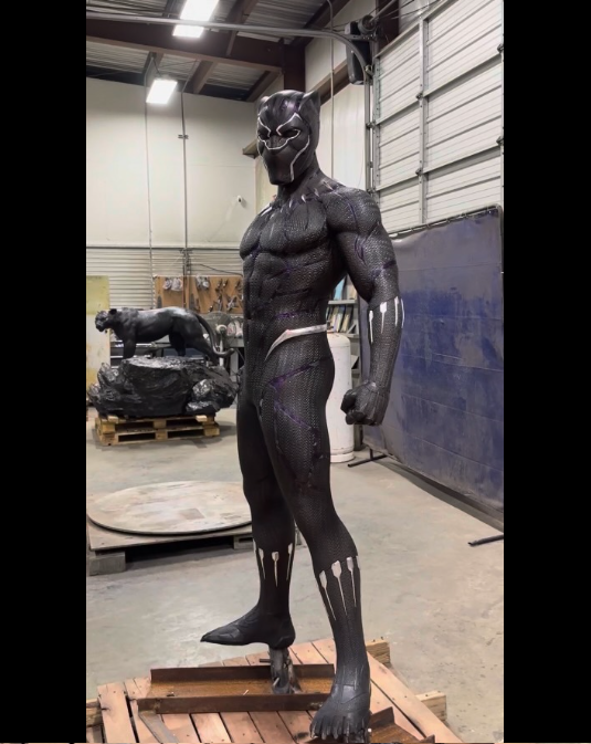 Destiny Atrium Statue.PNG