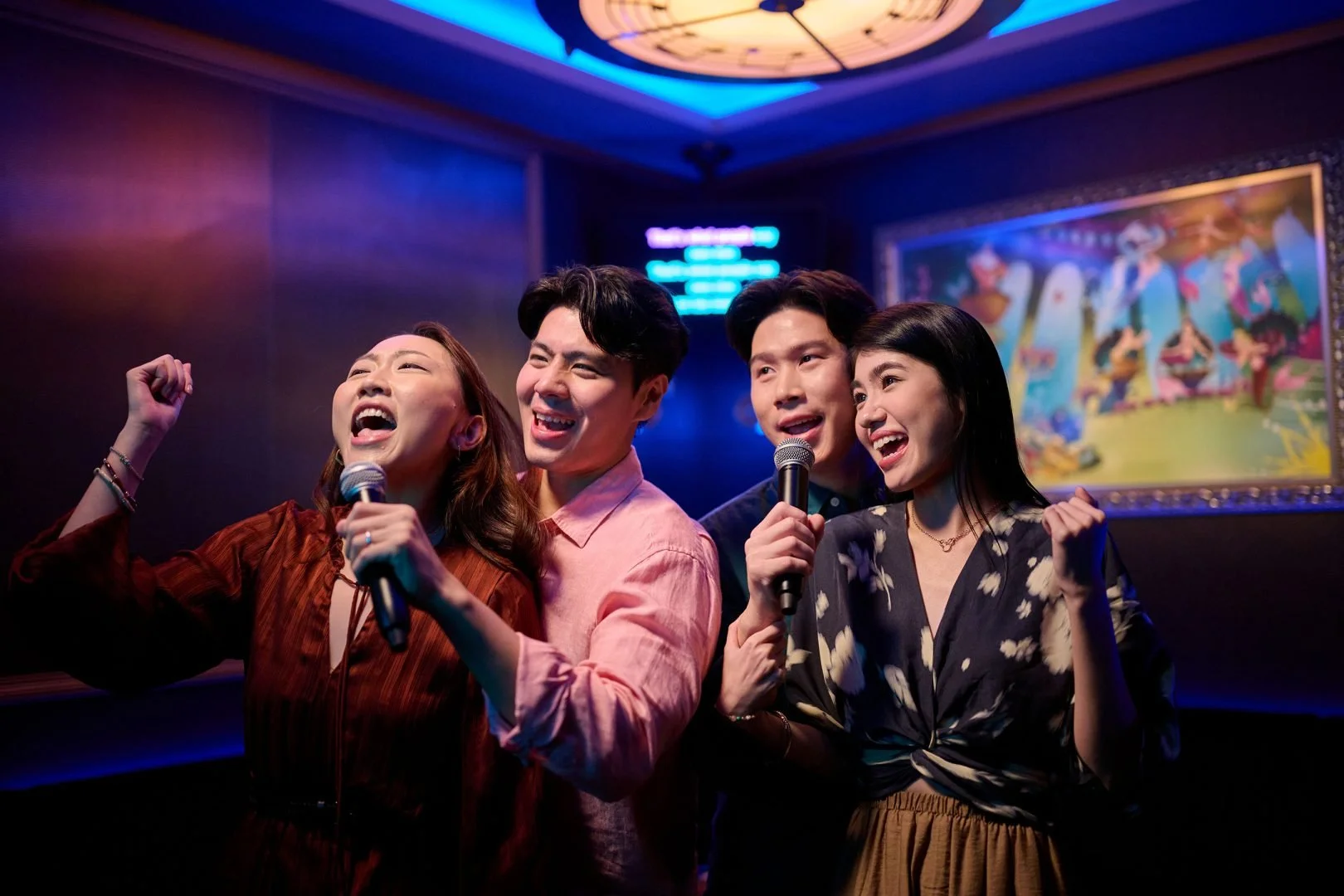 Karaoke-Room_Disney-Adventure-2-1620x1080.jpg