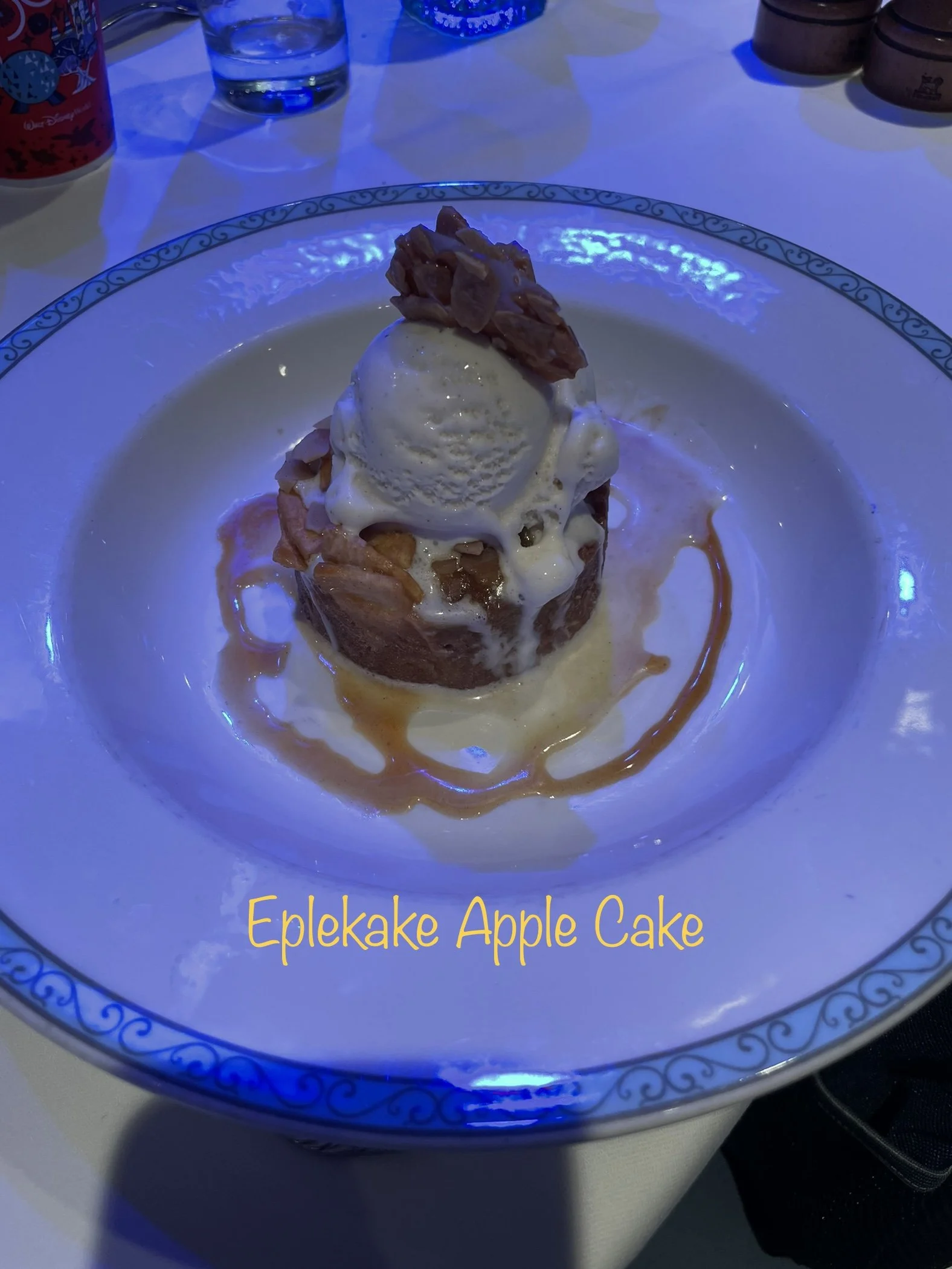 2023-02-17-Wish-Arendelle-Eplekake-Apple-Cake.JPG