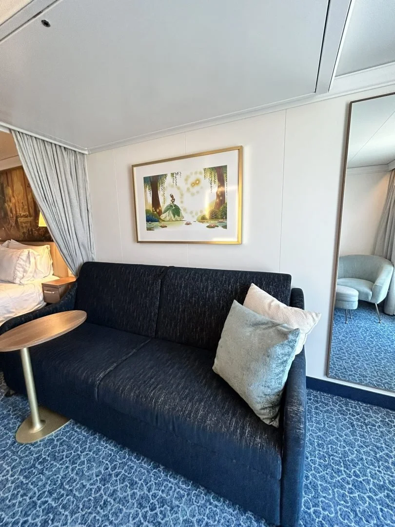 Disney-Wish-Family-Oceanview-Stateroom-Couch-810x1080.jpeg
