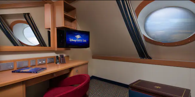 Deluxe Oceanview Stateroom Category 9C, 9D 2.PNG