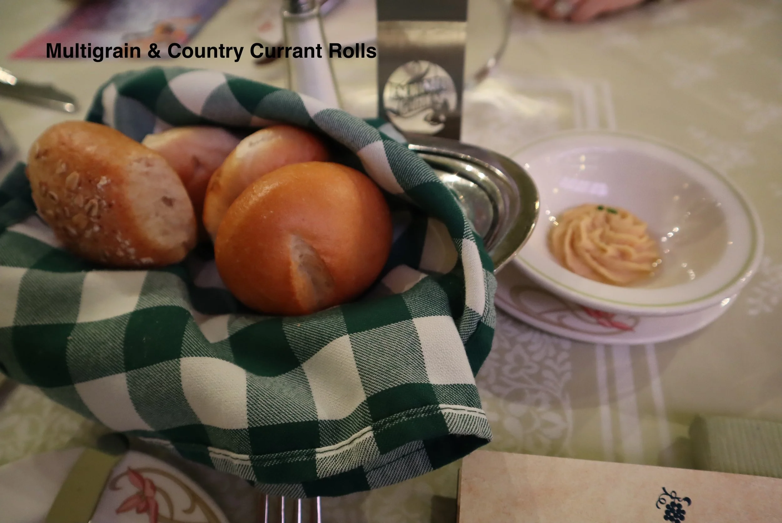 2024-05-25-Fantasy-EG-Multigrain-and-Country-Currant-Rolls.JPG