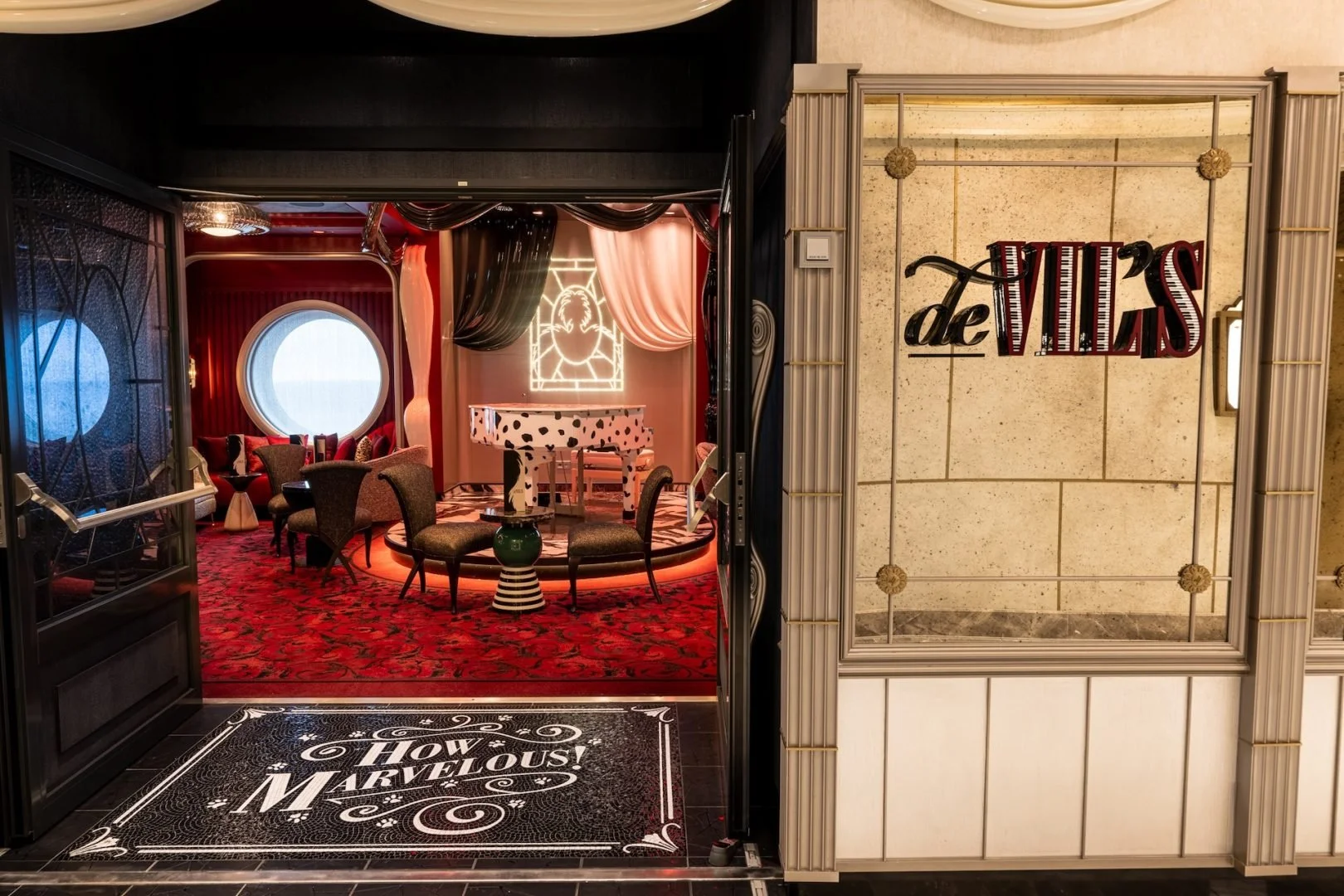 2025-DCL-Disney-Destiny-De-Vils-2-1620x1080.jpg
