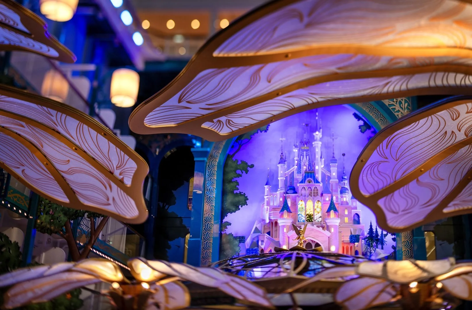 Disney-Imagination-Garden-Castle_Disney-Adventure-2-1641x1080.jpg