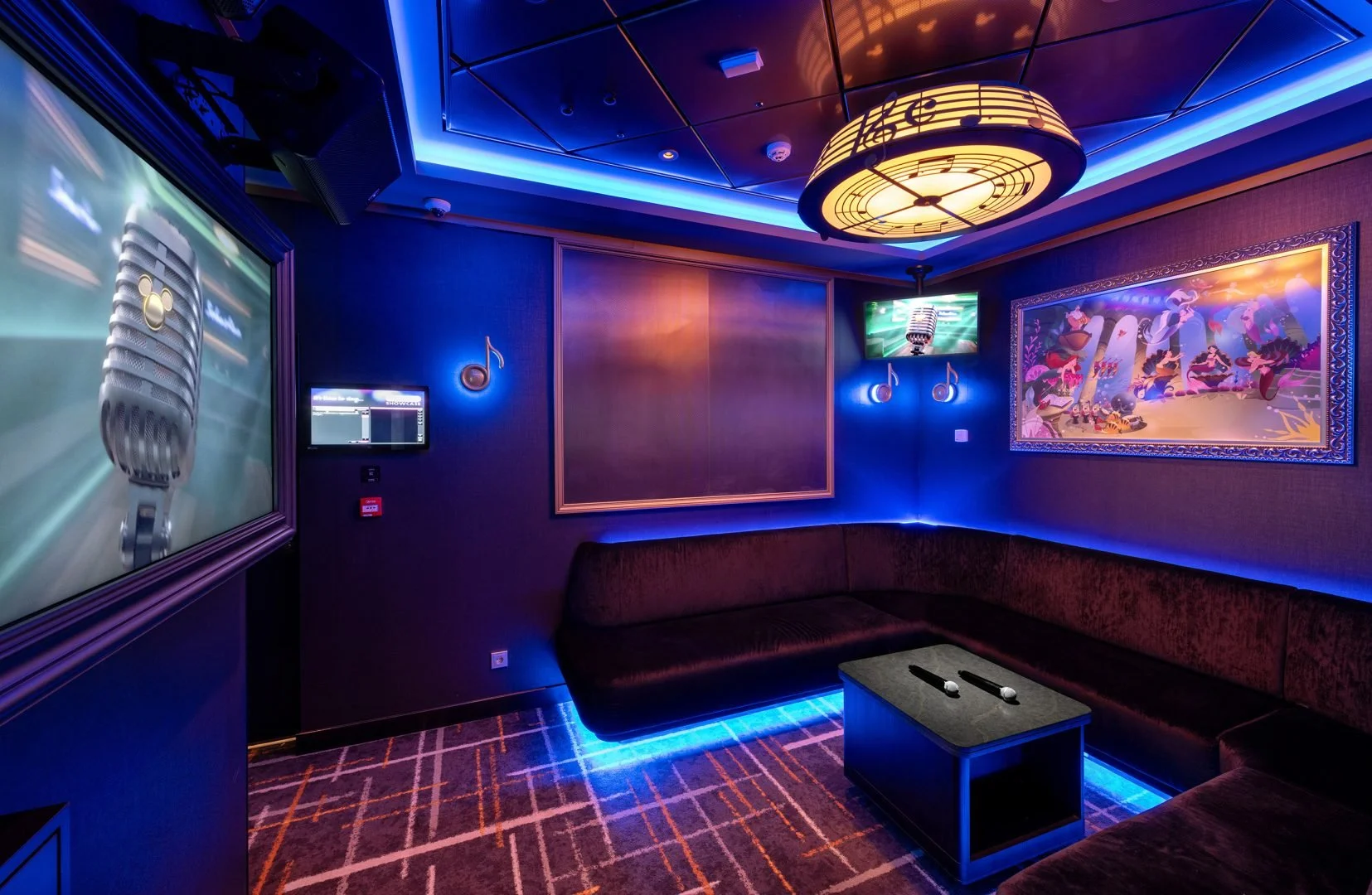 Karaoke-Room_Disney-Adventure-1-1655x1080.jpg