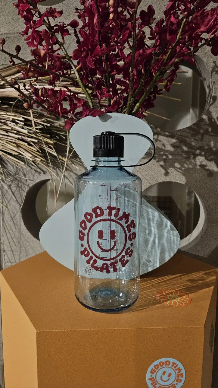GOOD TIMES Nalgene Drink Bottle (smoke grey/yuzu) — GOOD TIMES PILATES