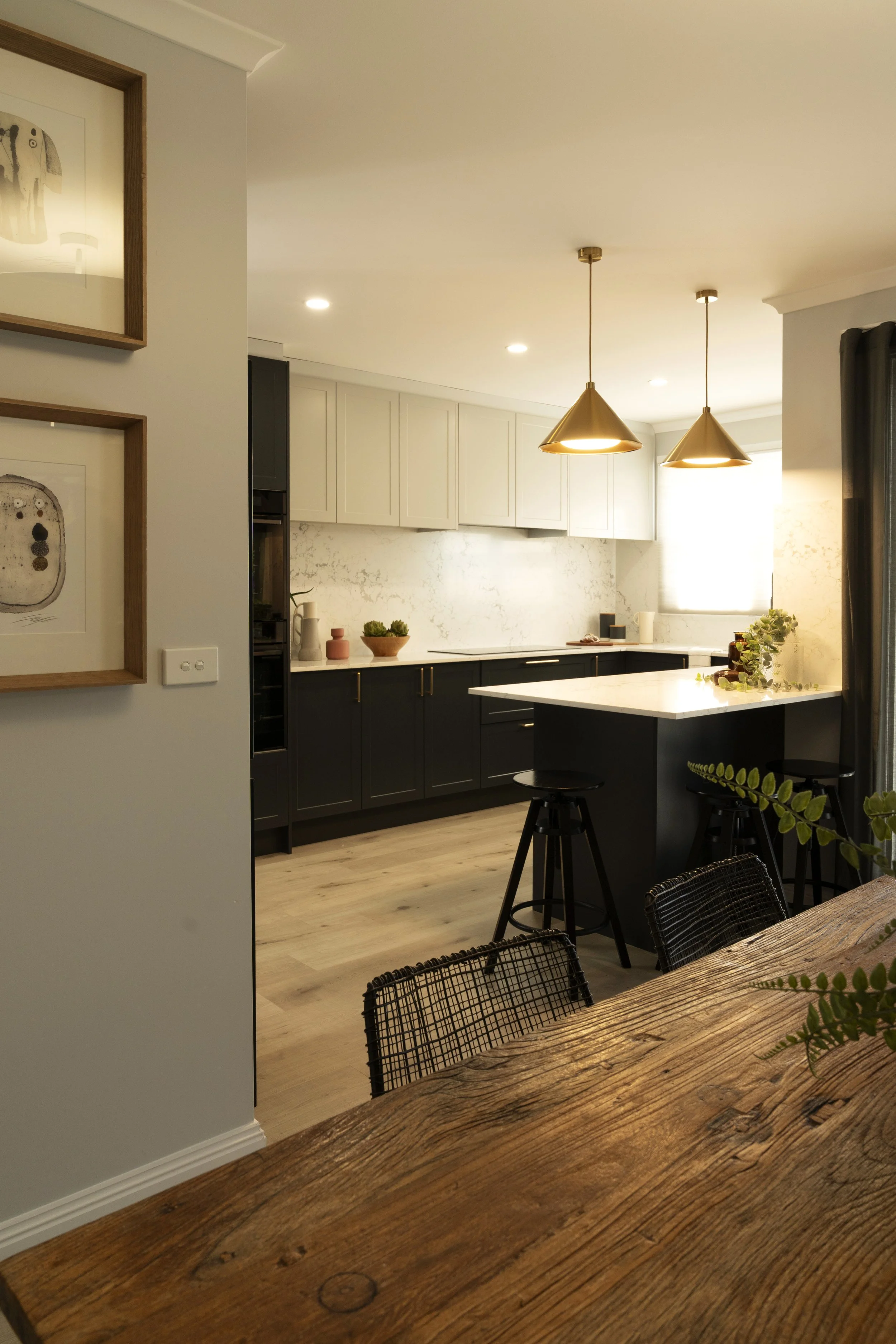 SHA_S18_TX07FitzroyNorth_054_AfterKitchen_FOXTEL_Kelly Gardner.jpg