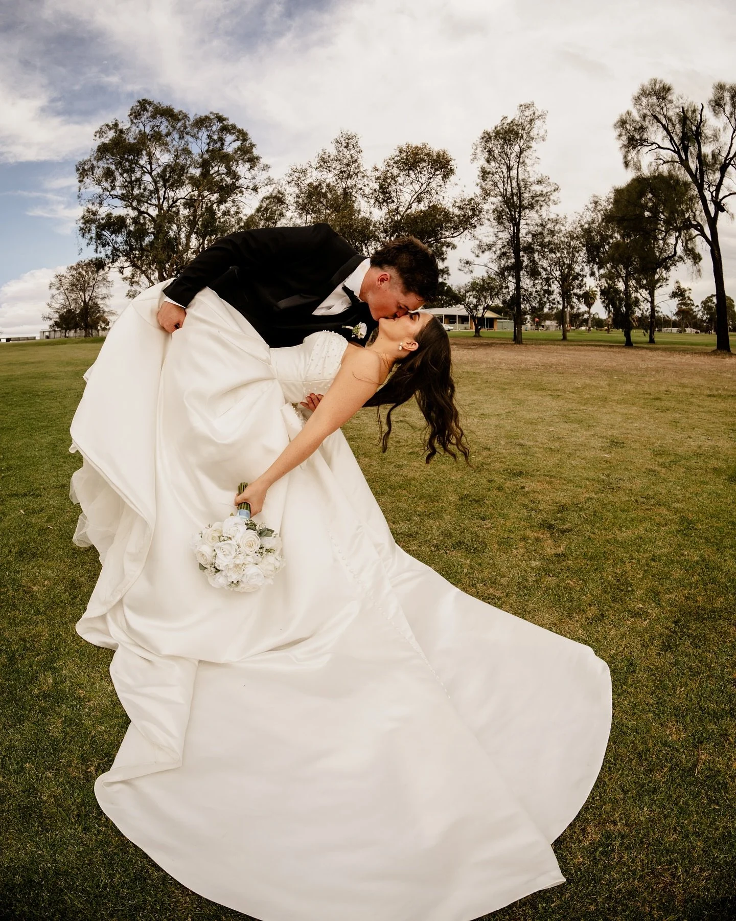 The Reilly&rsquo;s ✨

Venue; Finley Golf Club
Dress; @micheles_bridal 
Suits; @ferrari_formalwear_and_bridal 
Hair; @essentialhair_ 
Makeup; @kimberleyymakeup 
Dj; @tubbzmix 
Catering; @maccascatering 
Celebrant; Jenny Philpot 
-
-
-
#finleywedding #