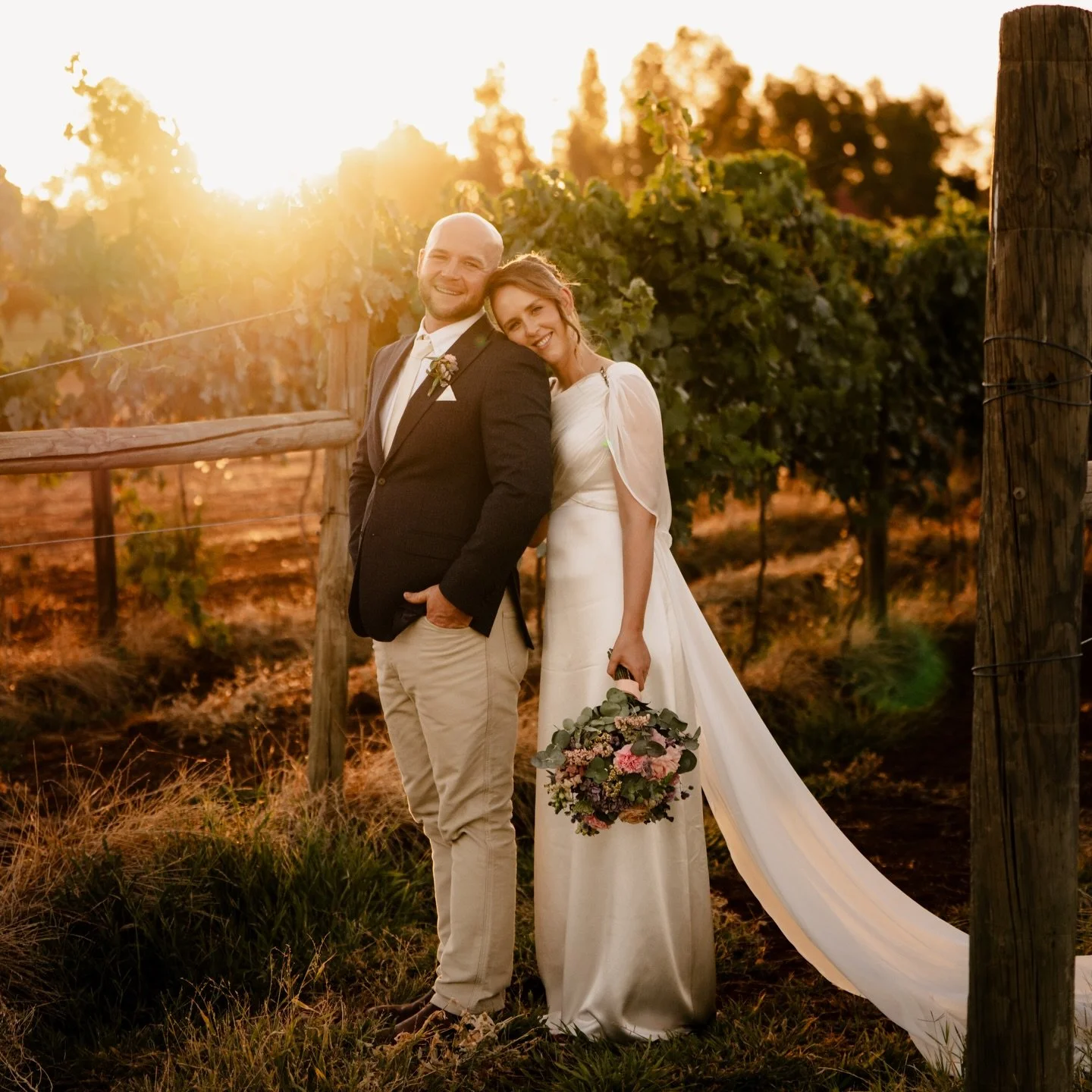 Bec &amp; Lindsay ✨

Kicking off the year with a bang with this stunning wedding at @piccolofamilyfarm in Griffith! 😍

Venue; @piccolofamilyfarm 
Getting ready location; @gemhotelgriffith 
Celebrant; @annarosacelebrant 
Dress; @jillianfranklincoutur