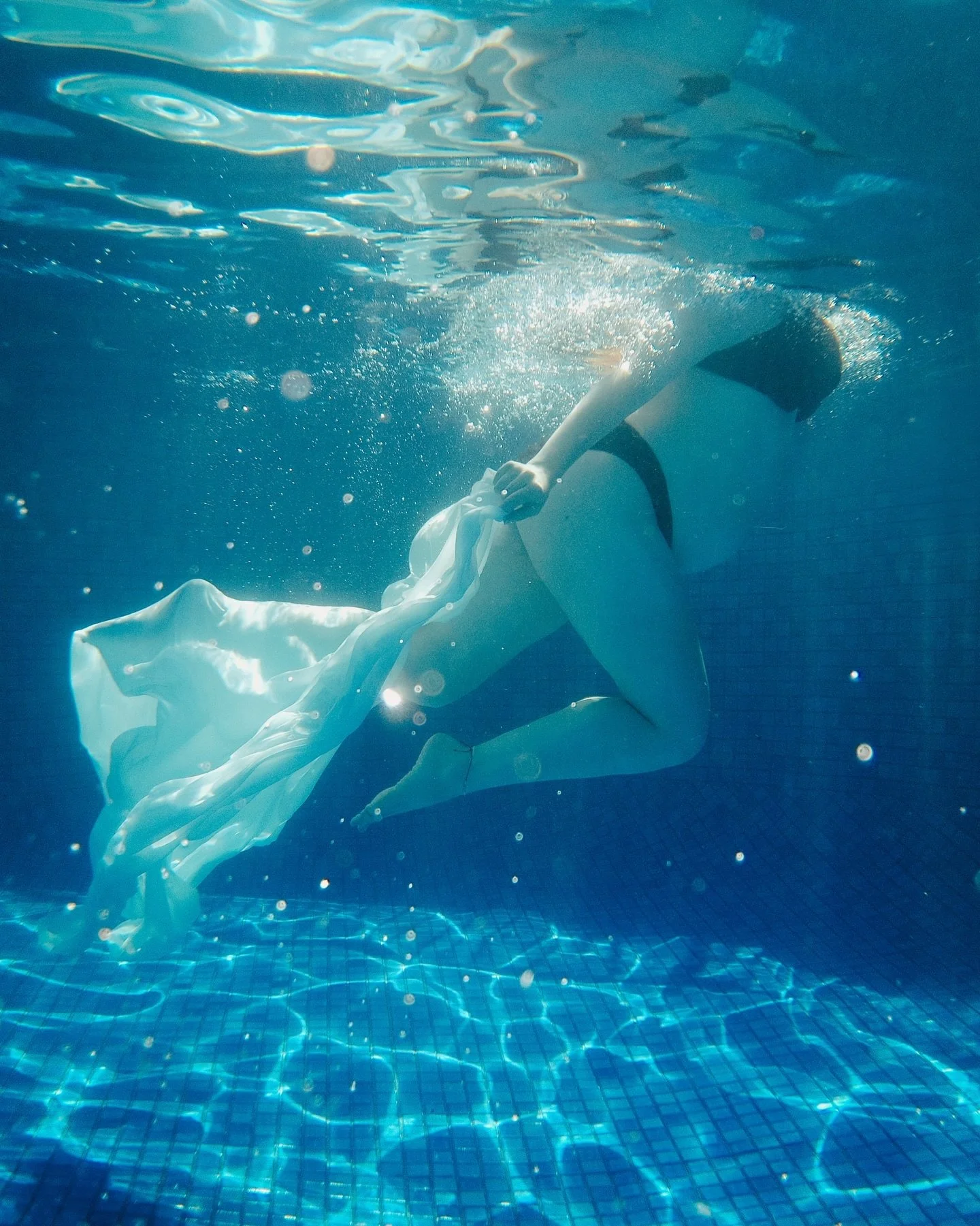 Underwater magic with Chelsea ✨

I&rsquo;m actually stoked with how these turned out! Beautiful Chelsea was up for anything! So grateful that she gave it all a crack - it&rsquo;s harder than it looks but so much fun!

I would love to offer a few more