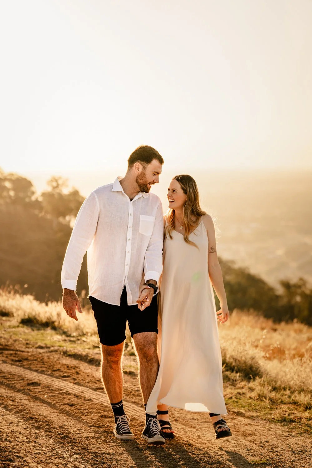 Albury Wodonga Couple Photographer-18.jpg