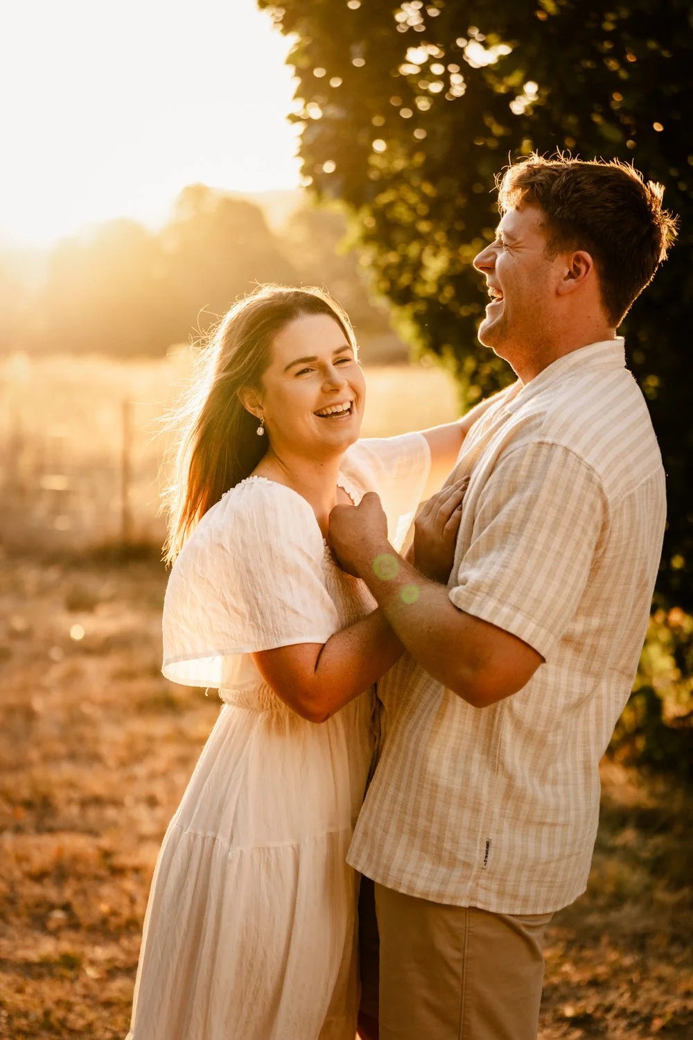 Albury Wodonga Couple Photographer-12.jpg