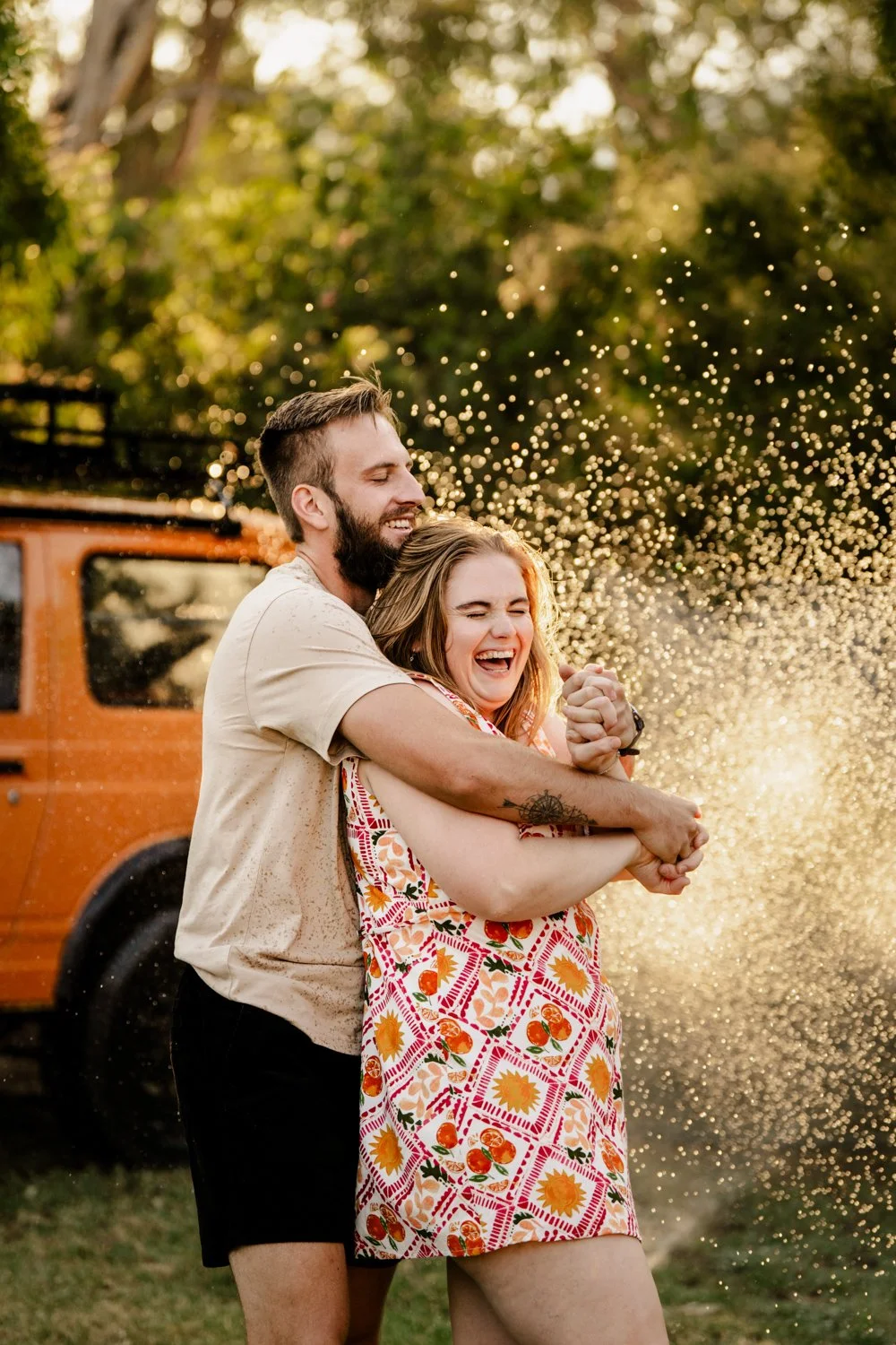 Albury Wodonga Couple Photographer-2.jpg