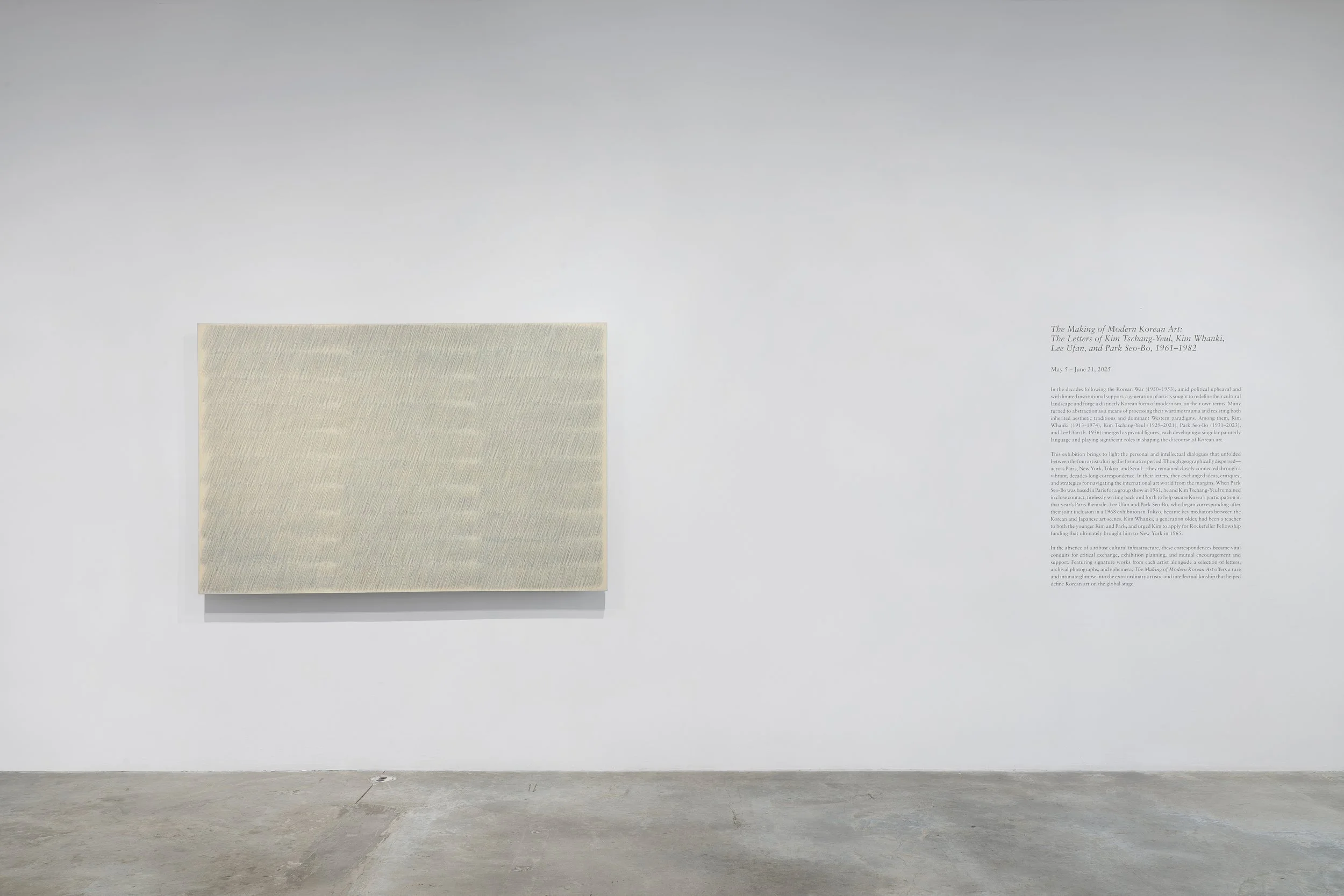 The Making of Modern Korean Art-Install-5_PC-Hyunjung Rhee.jpg