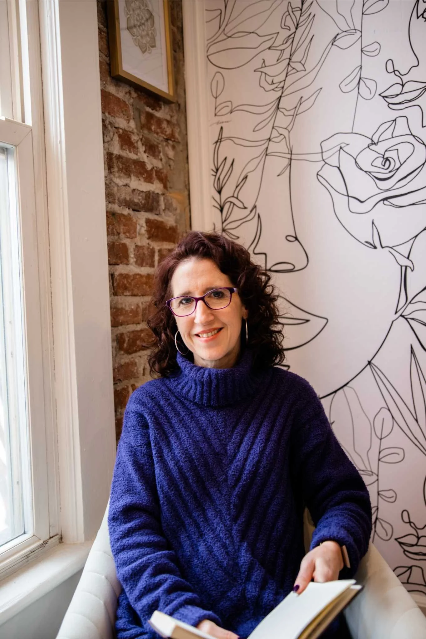 Marci Payne, a counselor in Lee’s Summit, MO, offering IFS therapy for empaths and people-pleasers.