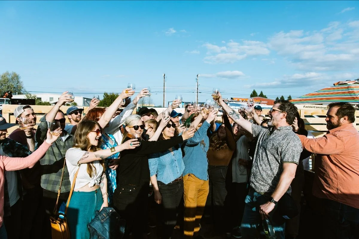 EARLY BIRD TICKETS NOW ON SALE 🌞🦉

Raise a glass to the return of the Indie Wine Mixer-- Memorial Weekend edition! Lock your tickets in now. Early bird pricing is good through April 15th. Ticket @ the link in bio.

#indiewine #indiewinemixer #memor