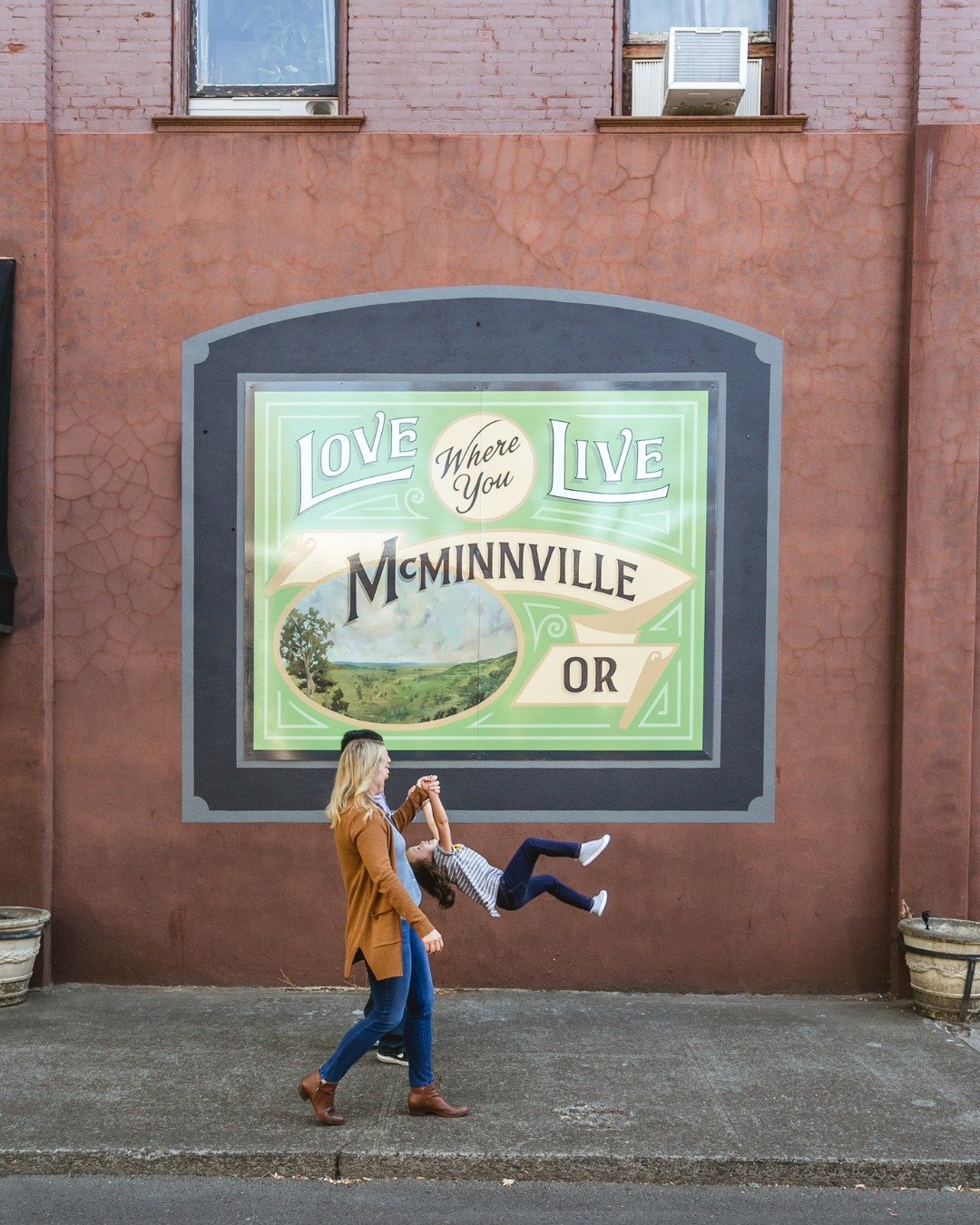 Wow, what a day! A bigger recap is coming but for now we wanted to say a HUGE thank you to all our partners who helped make this event happen. Our presenting sponsor @visitmcminnville, our lounge sponsor @tryskprint, our amazing in-kind sponsors @dri