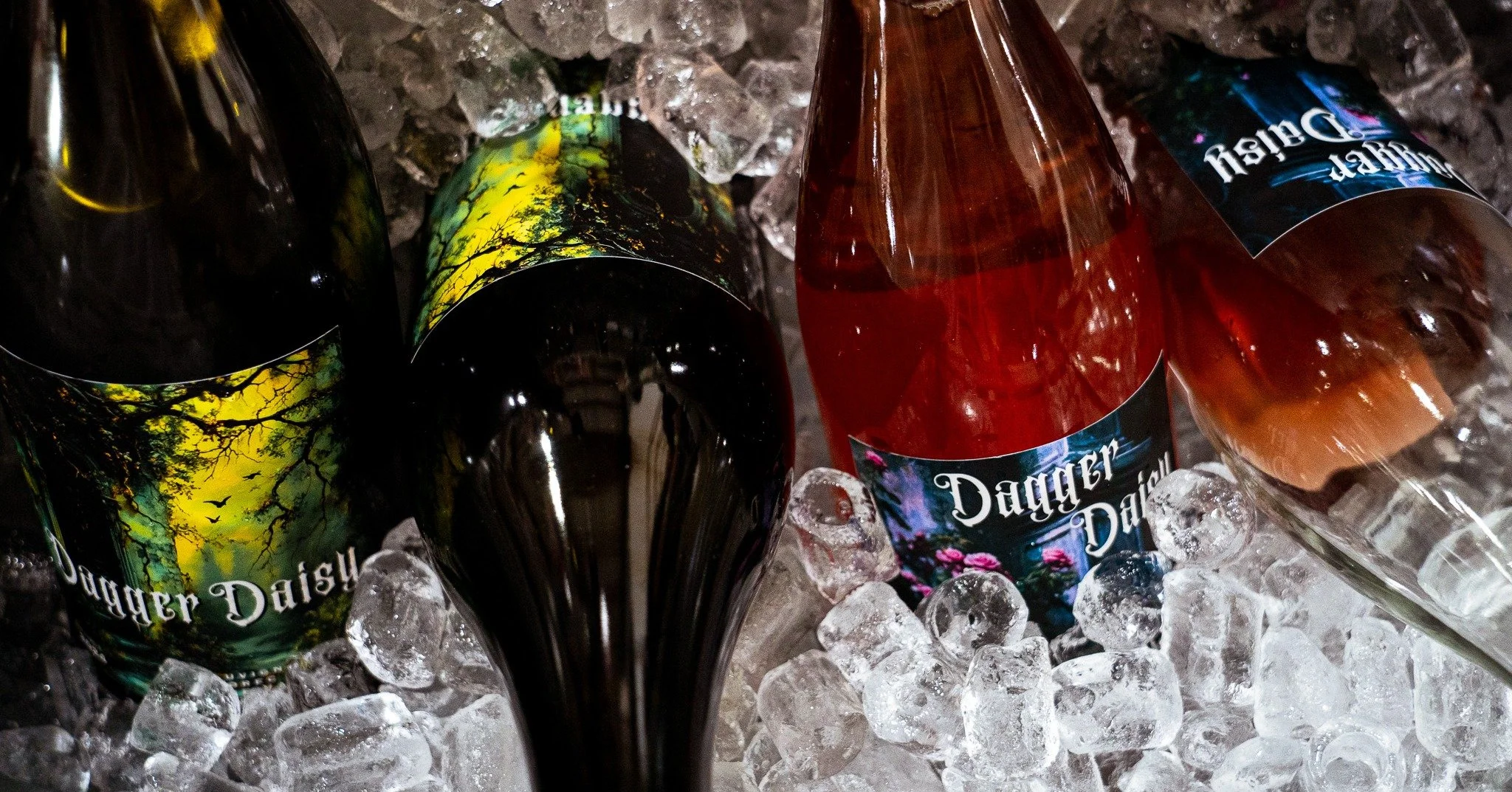 Flowers with thorns 🌸 🗡️ @daggerdaisy is keeping it sharp and sweet, @lovelywineco bringing wines that are both lovely AND tasty, @wildchildwinery staying absolutely untamed. These three know that the best wines have personality for days.

Thanksgi