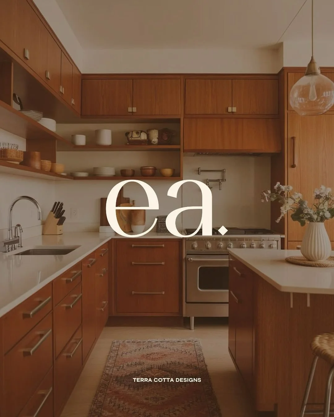 Home, but make it mid-century modern and classy with a little funk ✨

My favorite thing about this brand identity for @theelizabethaustin is the warmth and coziness you feel that makes you want to stay a while - exactly what most people associate wit