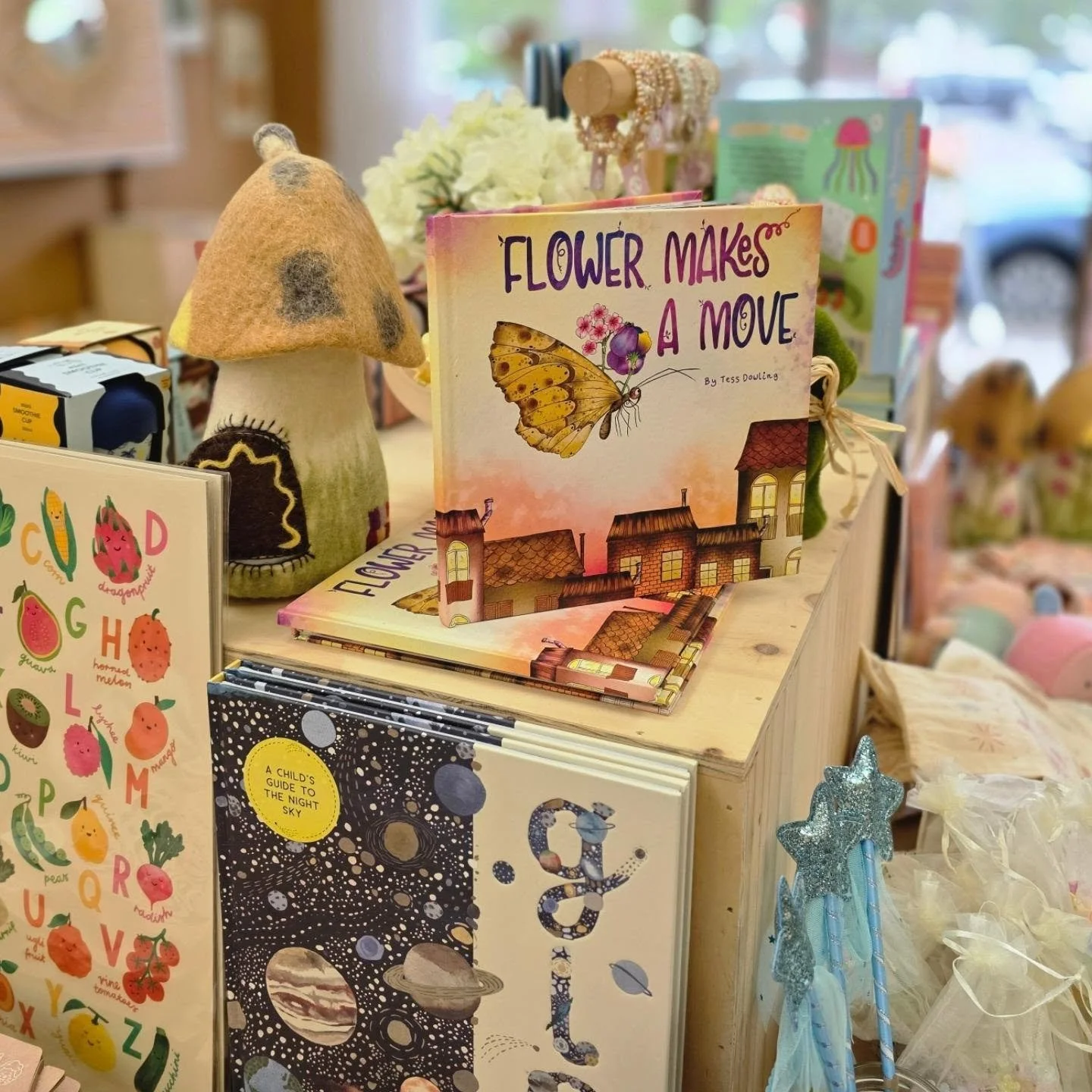 @oakandhaven ✨🫶

This is such a beautiful little gift shop, filled with locally made, truly gorgeous creations. If you&rsquo;re ever looking for something special, I couldn&rsquo;t recommend it more highly.
I feel so lucky and grateful to have my bo