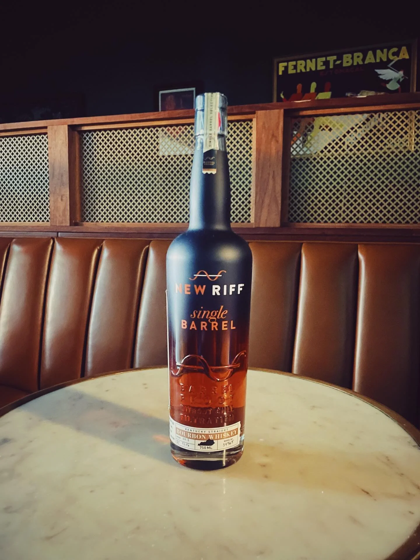 New Riff Single Barrel Bourbon 🥃 

Good morning my fellow Malt Monday maniacs, do I have some fun news to share! This week&rsquo;s installment is New Riff&rsquo;s Single Barrel Bourbon, and it&rsquo;s a banger. Founded in 2014, New Riff is a relativ
