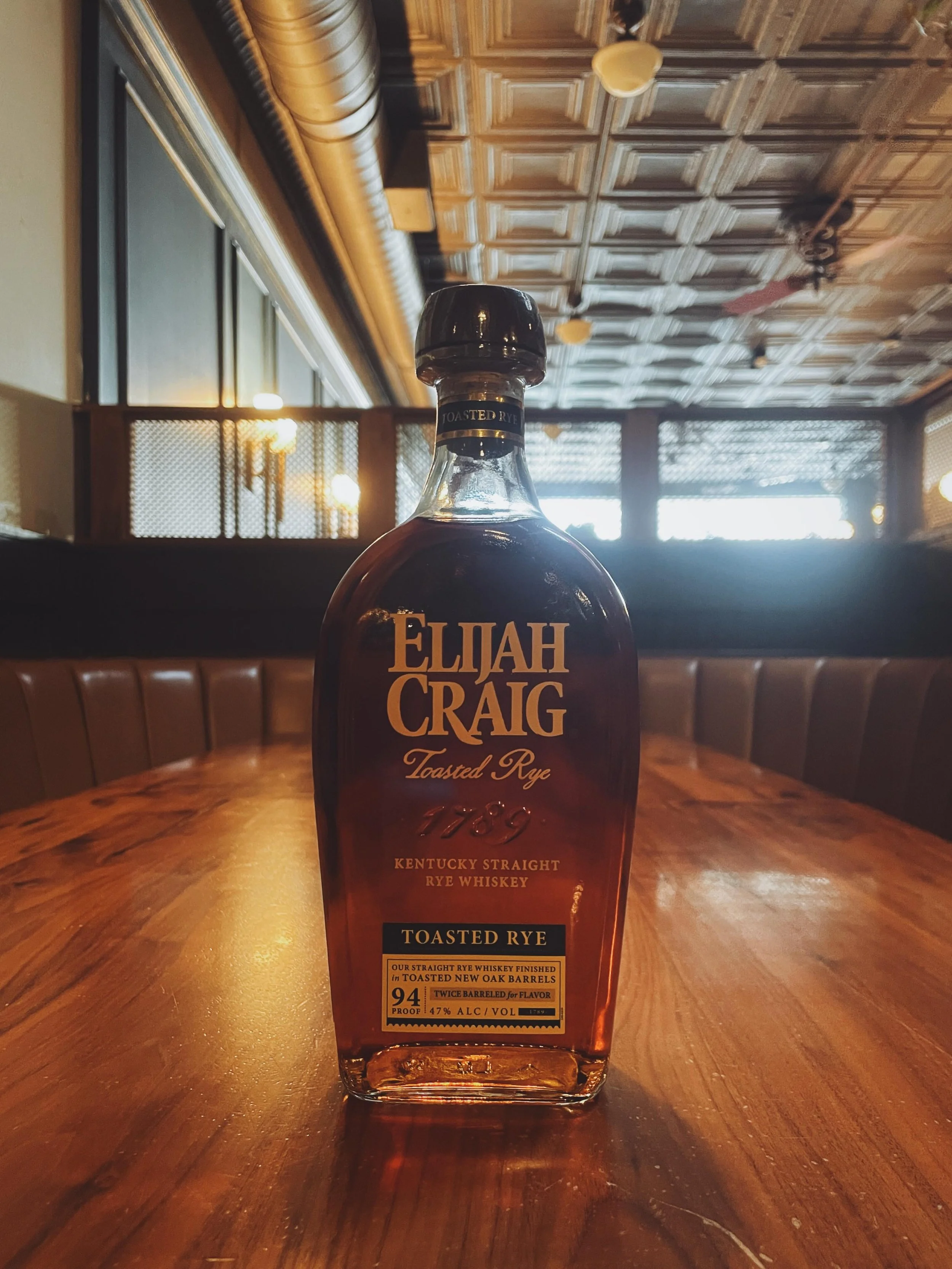 Elijah Craig Toasted Rye 🍞 🌾 🥃 

Elijah Craig is a brand most anyone is familiar with, and it&rsquo;s a cornerstone of the Heaven Hill lineup. For decades, the Elijah Craig Small Batch bourbon was a bourbon drinker&rsquo;s favorite, carrying a 12 