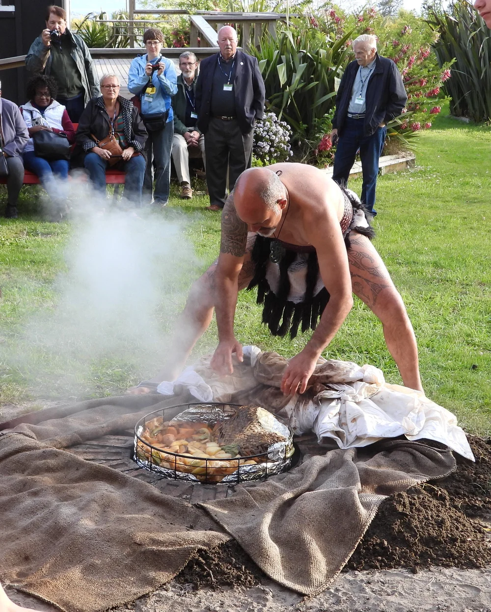 Food Karakia - Whakapaingia Ēnei Kai