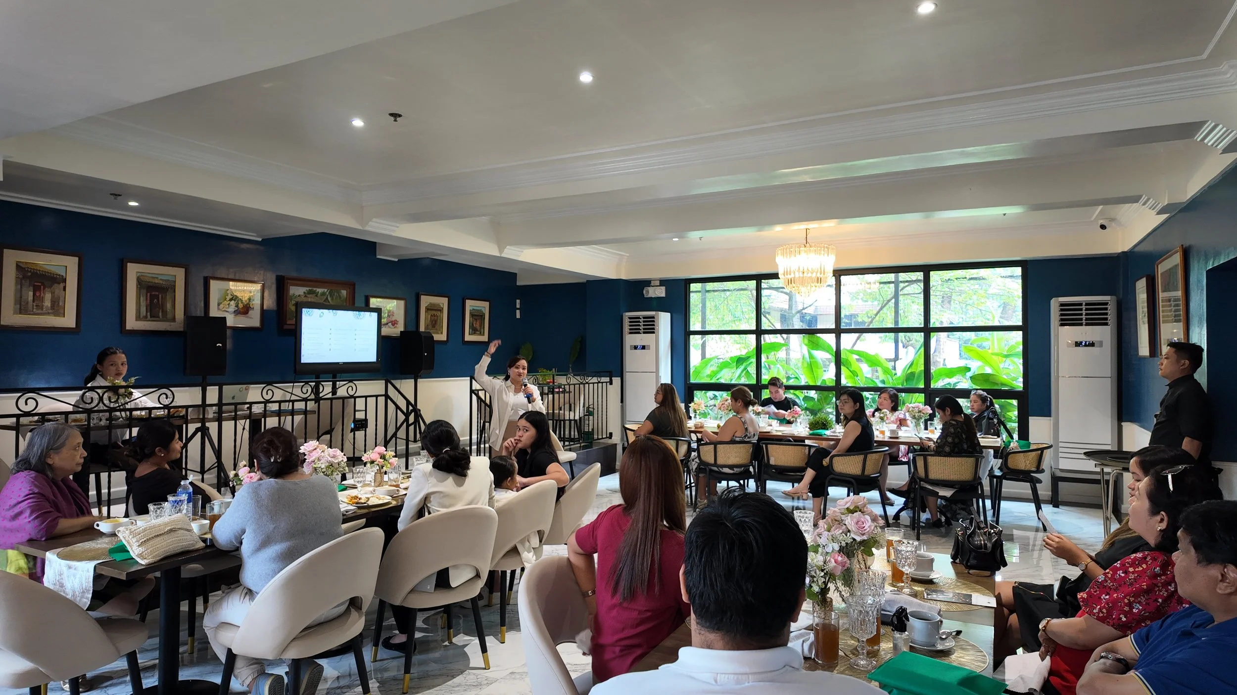The Ancestry Suites Brokers Ocular