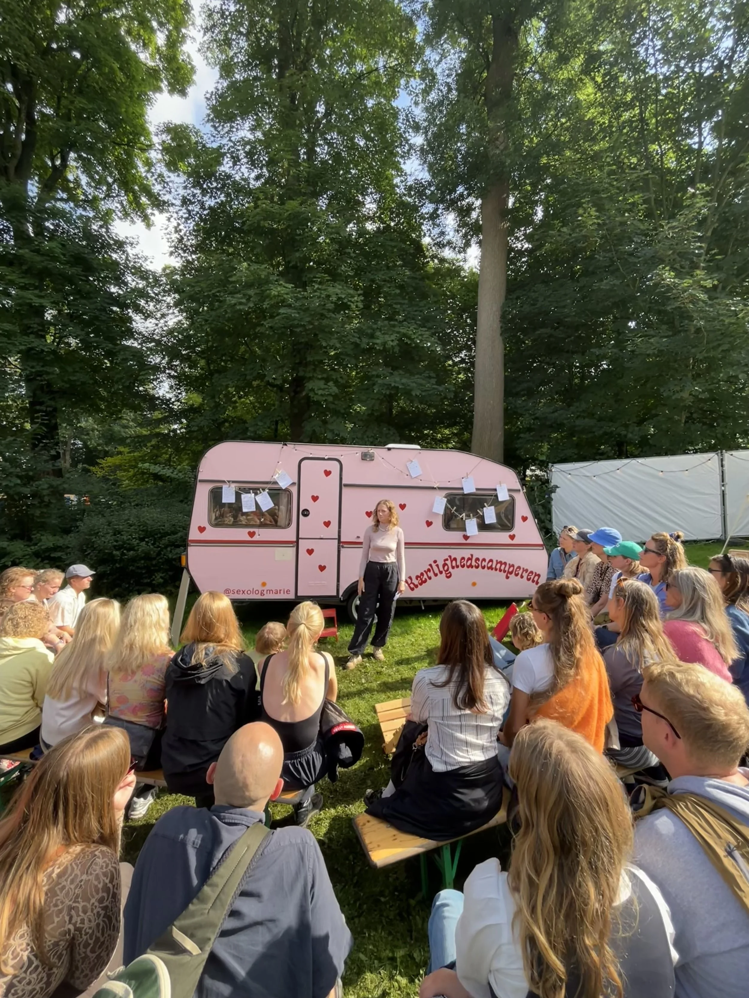 Kærlighedscamperen på festival - alternativ festival