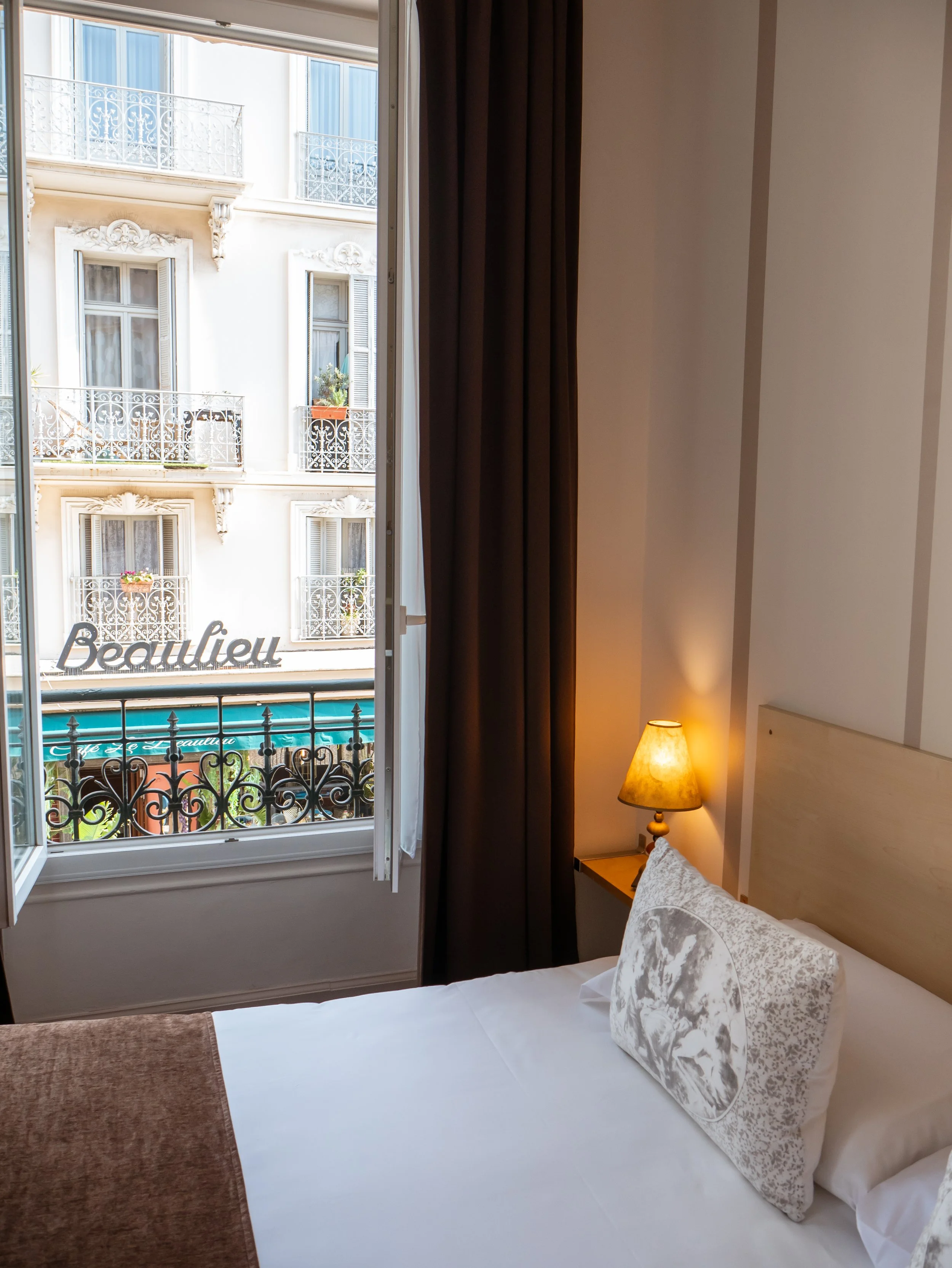 Hébergement de charme à Beaulieu-sur-Mer : deux hôtels à découvrir pour profiter de la Côte d’Azur