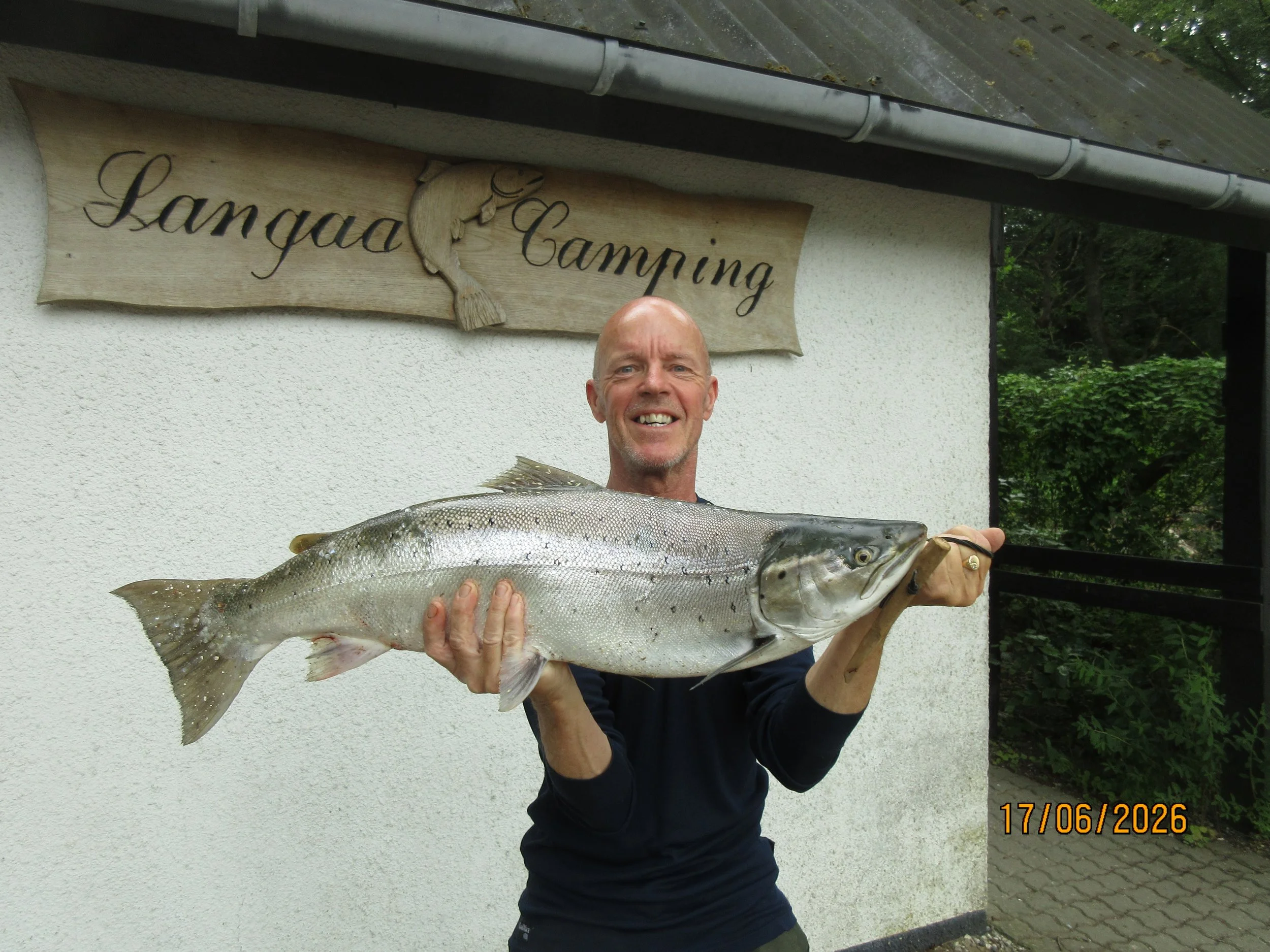 June 17, 2026 - Mark Bird, sea trout in the Lilleå gray zone. 
5.00 kg and 74 cm, caught on a worm.