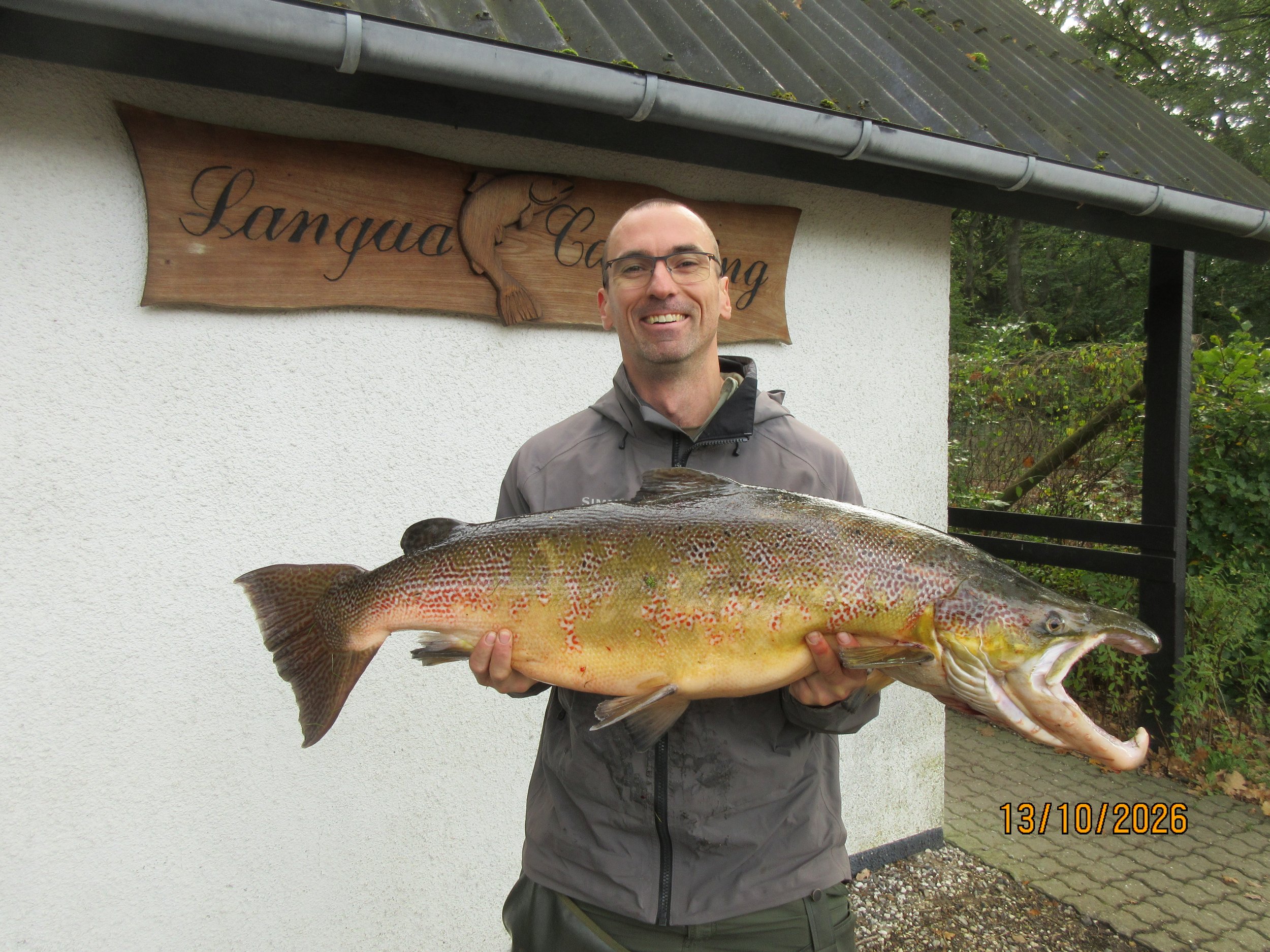 13.10.26 Martin Velling Pedersen, laks 12,3kg. 105cm. Den er fanget på spinner i zone 6.