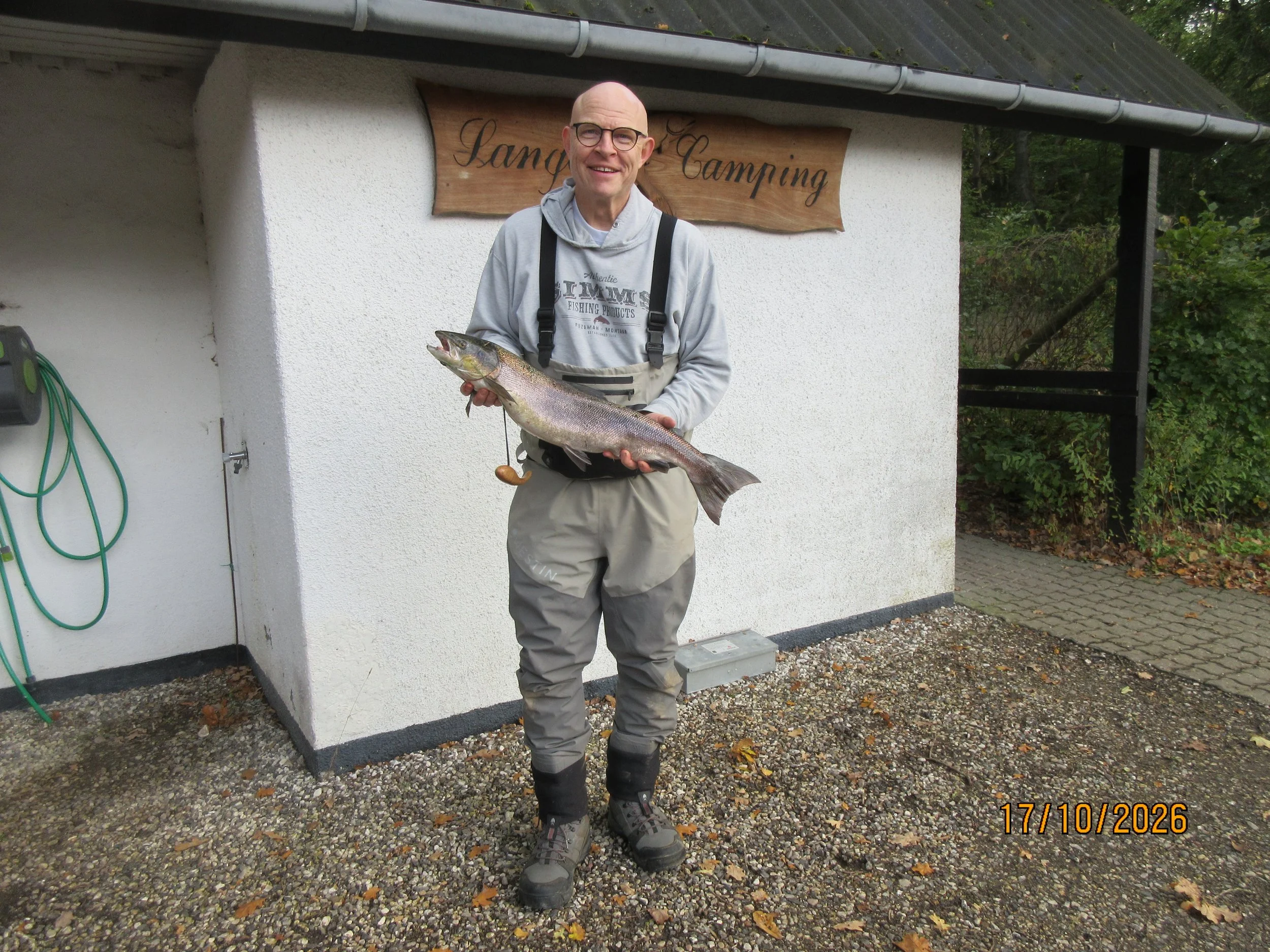 17.10.25 - Peter Fosgerau laks 3kg, 79cm lang. Den er fanget på spinner i grøn zone.