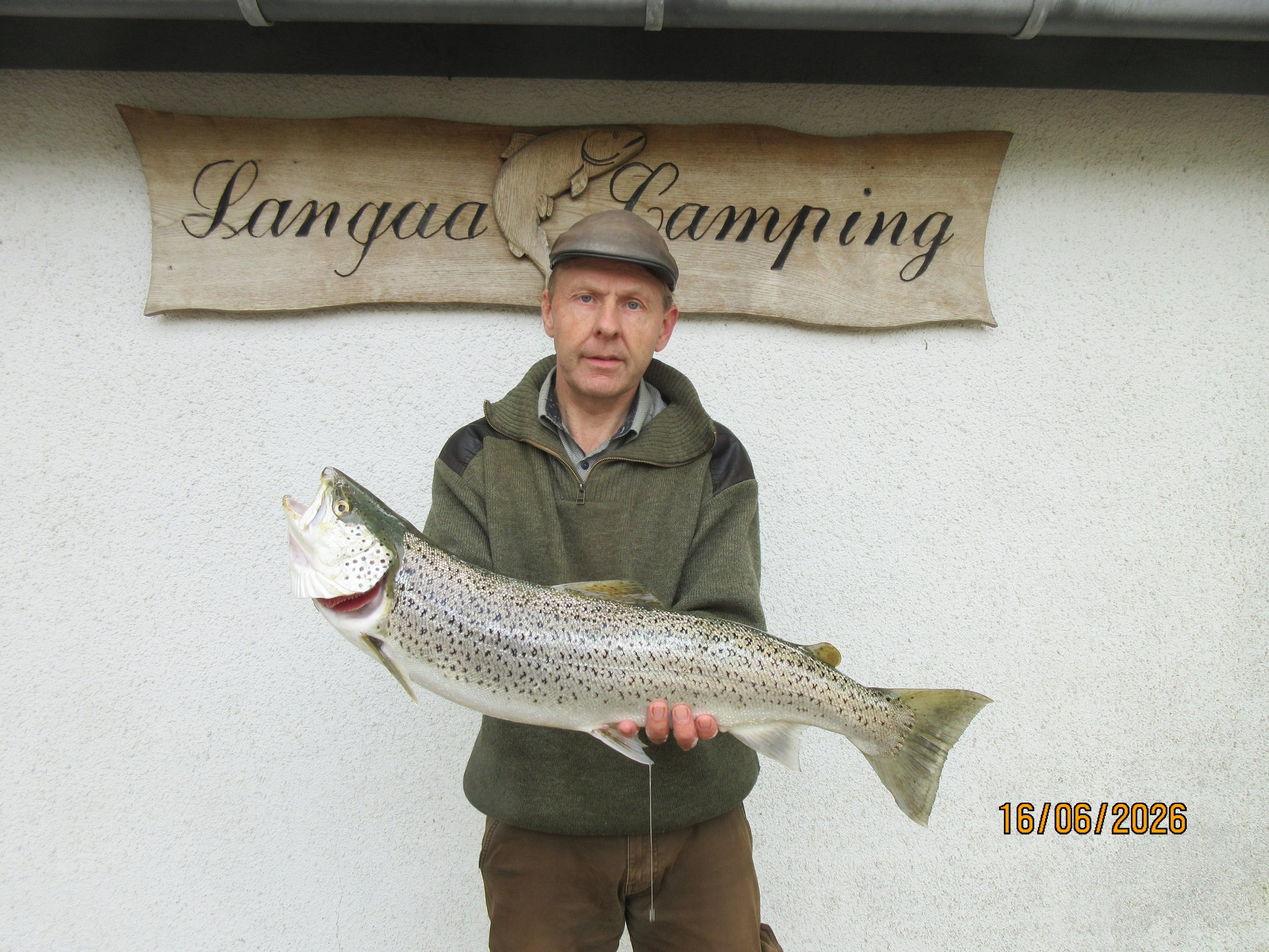 16.06.26 - Morten Andersen, Havørrede fanget i grå zone, 3,55 kg og 72 cm. Fanget på wobler. 