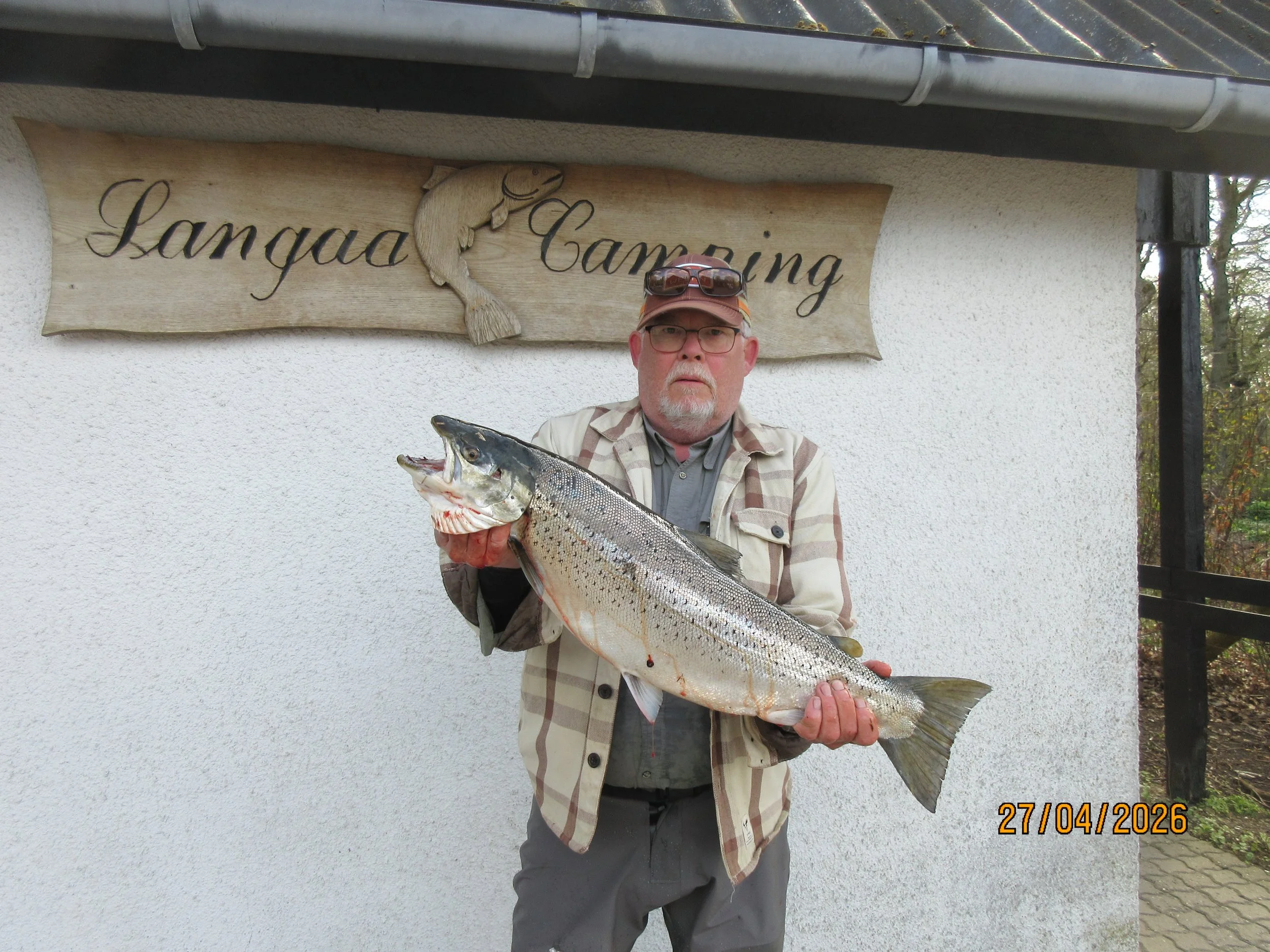 April 27, 2026 – Poul Hansen, sea trout – 5.55 kg and 73 cm. Caught on a worm in the yellow zone. 