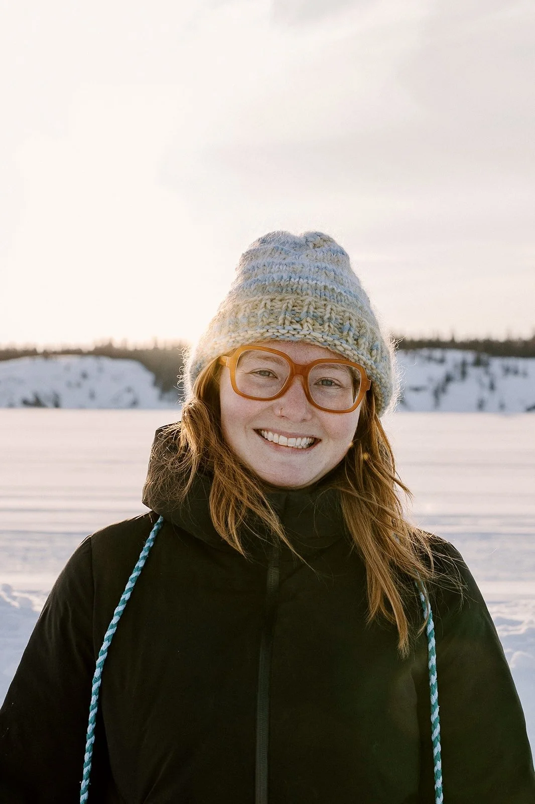 Découvrez Laura Hodgins, commissaire selectionnée pour la Résidence Fondation Hnatyshyn – Fogo Island Arts pour jeune commissaire de 2026