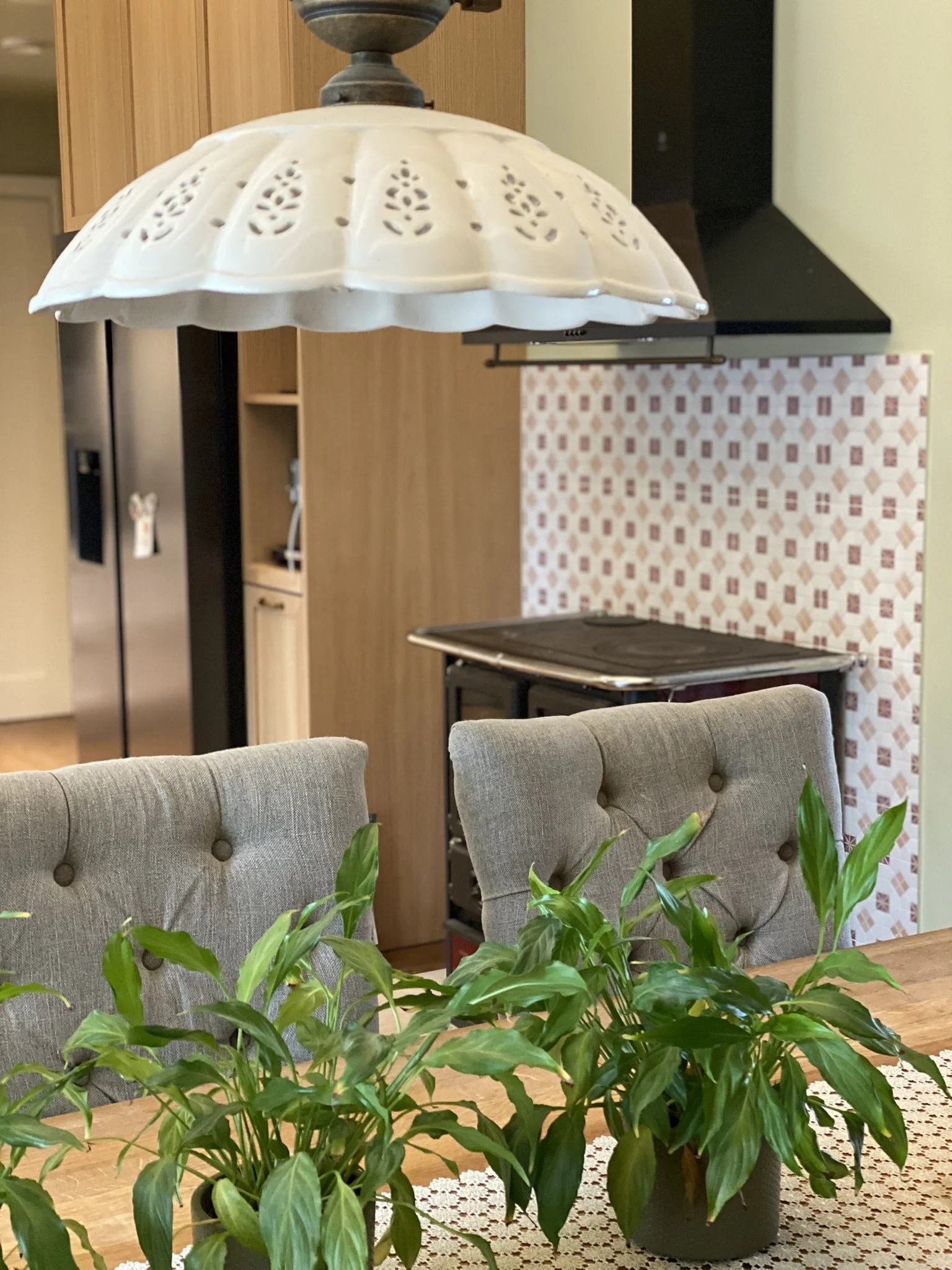 söögituba taimed hallid toolid sisekujundus