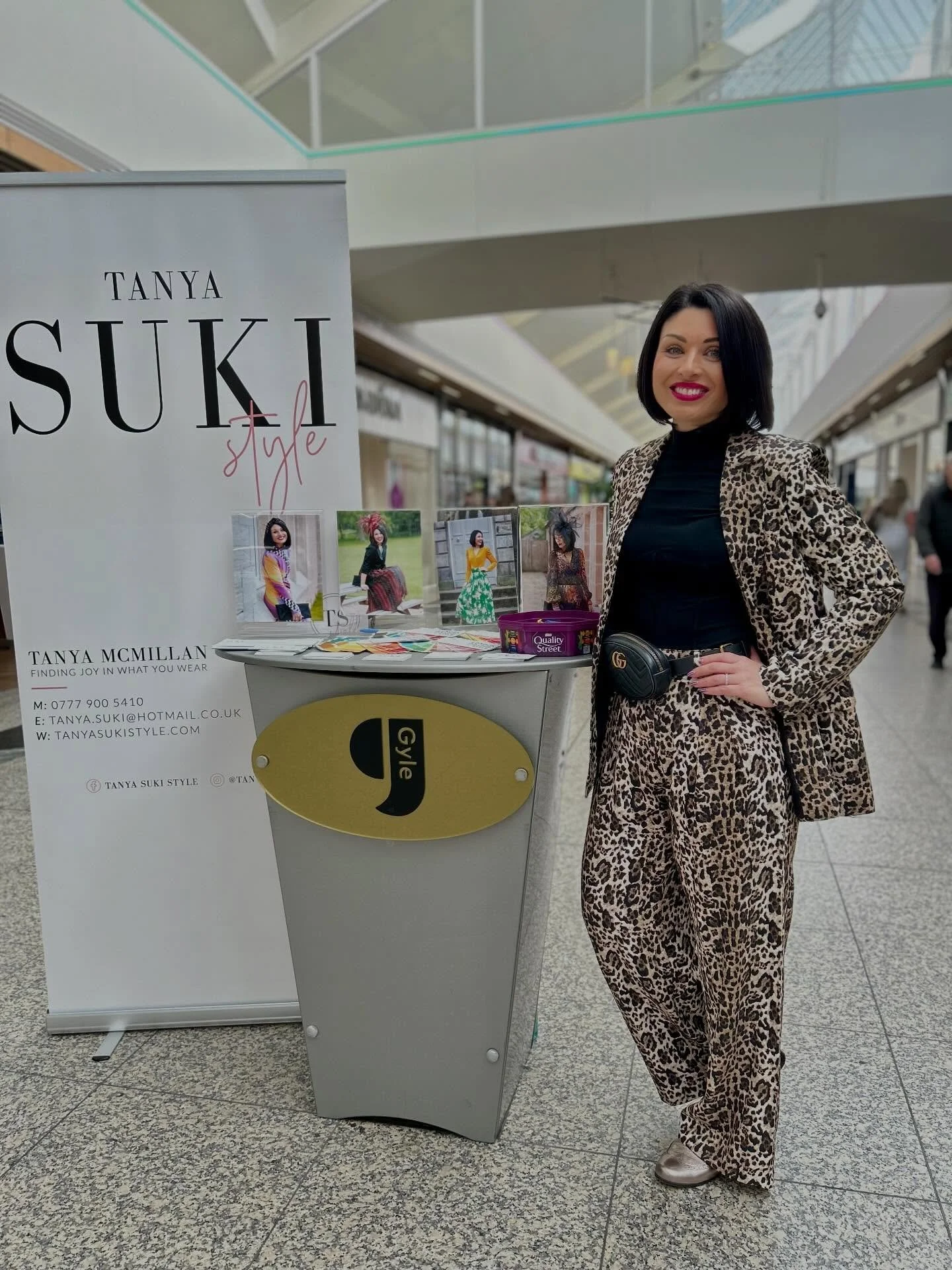 Come and see me today at the @gyleshopping 🛍️
.
I&rsquo;m right in the centre of the mall, outside of Boots and am ready to answer all of your styling questions, sort out your Mother&rsquo;s Day gifts and explain the power of colour! 🌈👗 
.
Suit @r