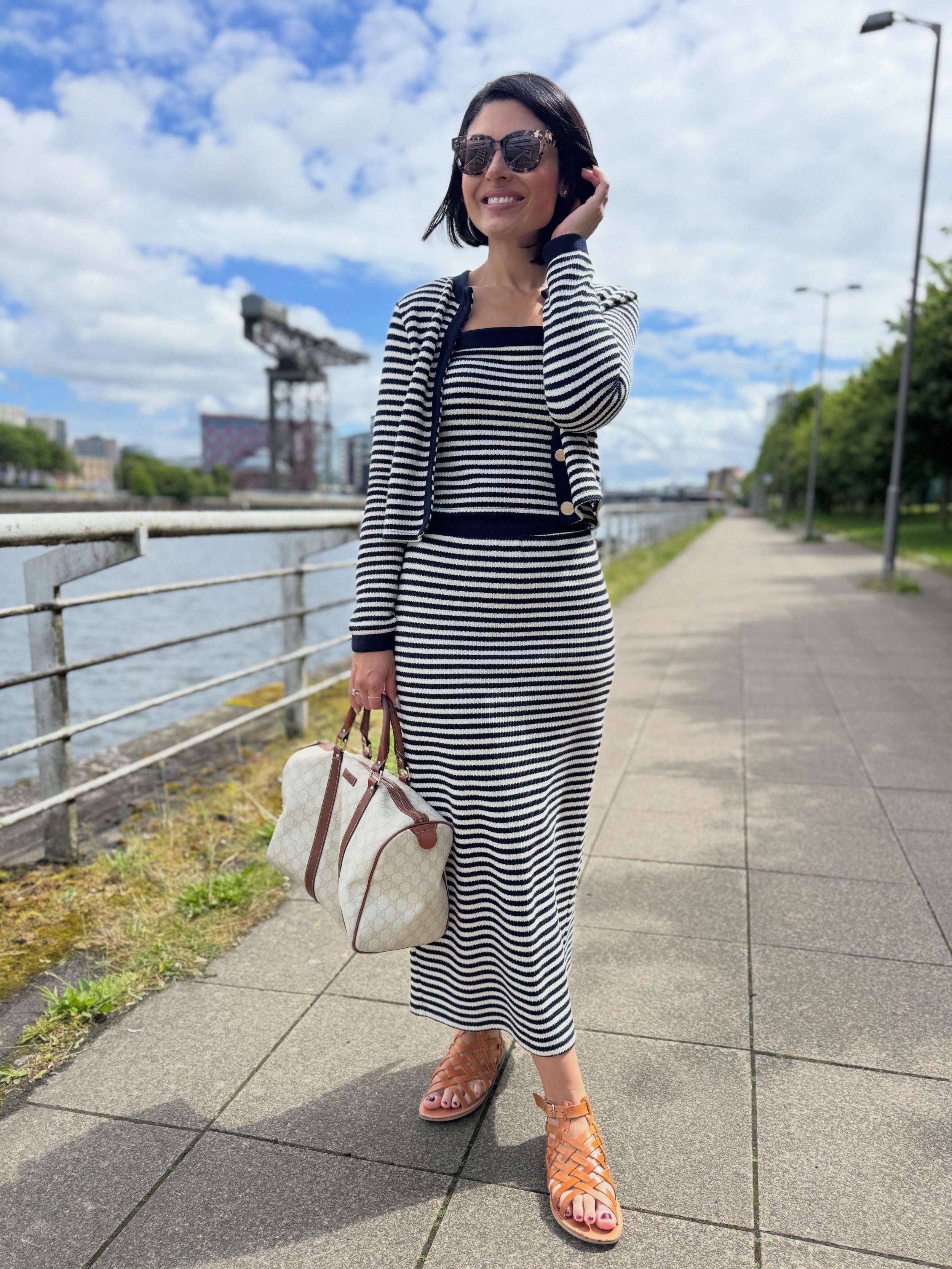 Stripes and vintage @gucci for a sunny brunch in Glasgow on Sunday 🍳☕️🕶️☀️
.
Top, cardigan &amp; skirt @riverisland 
Sandals @socratessandals 
Bag @gucci 
Sunglasses @iolla 
.
#summerstyle #shopyourwardrobe #wardrobemusthave #styleover40 #vintagegu