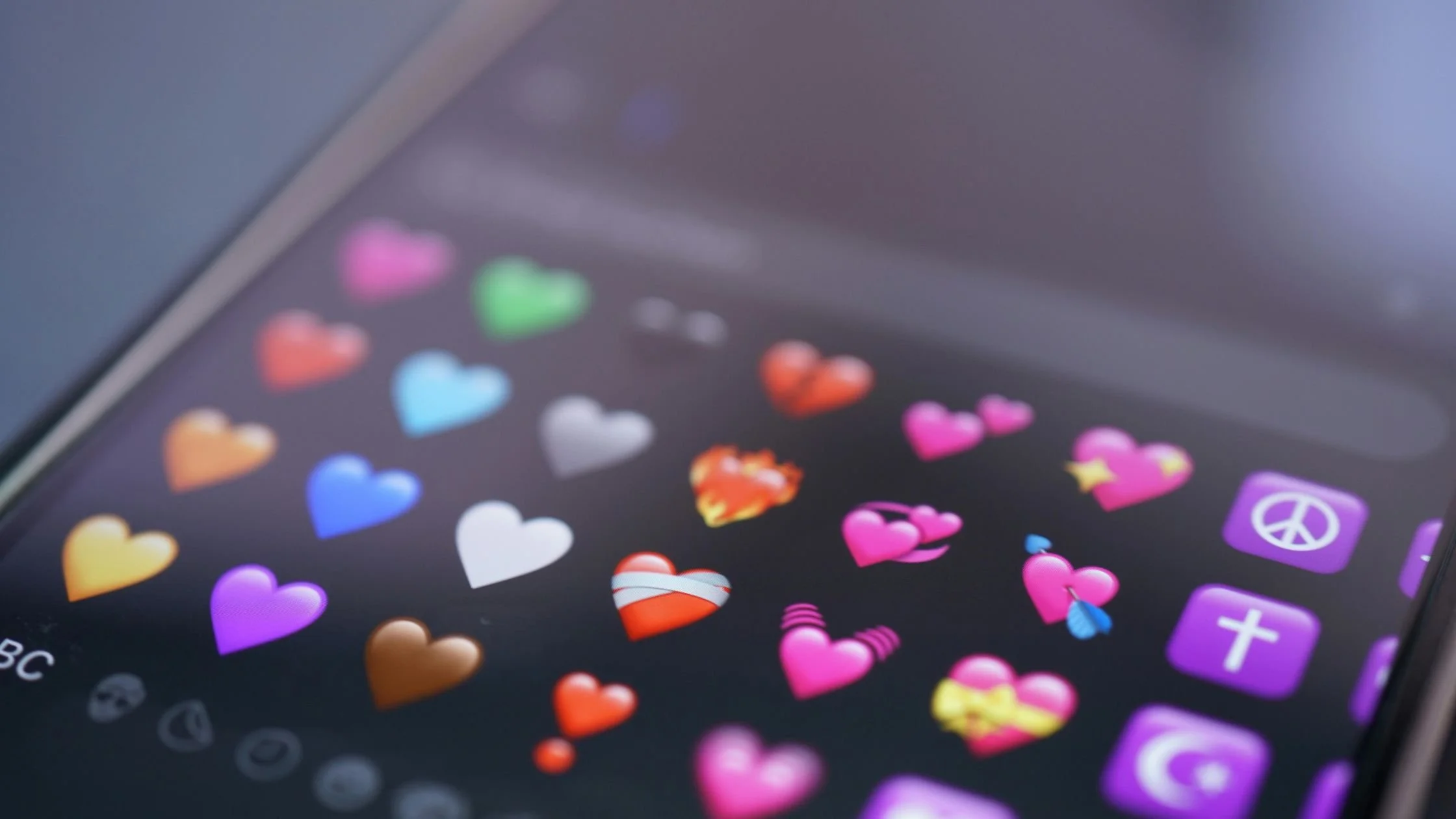 How emojis can make or break adult profile copy 