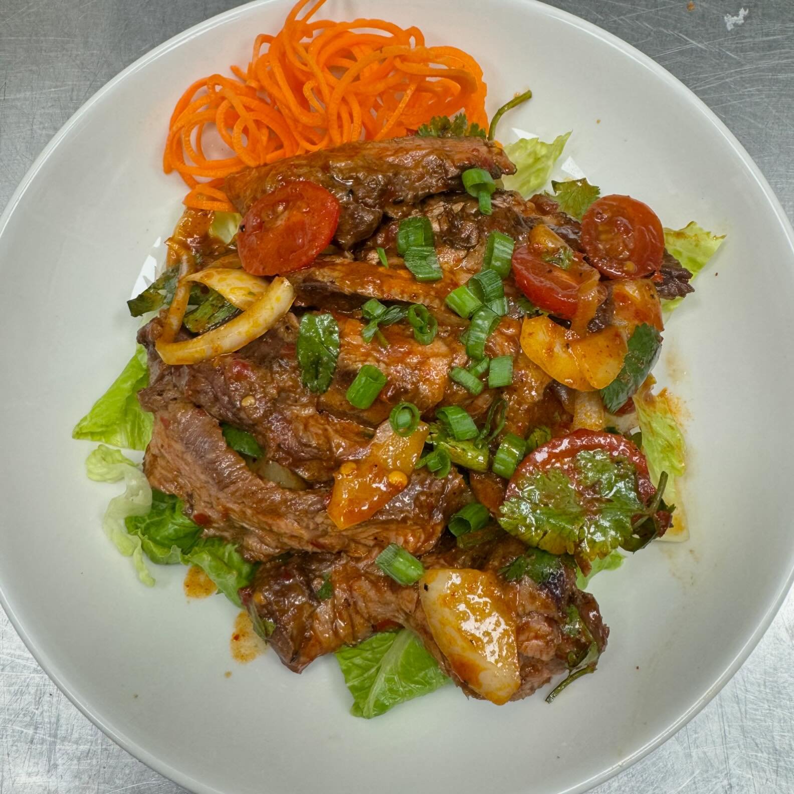 Today&rsquo;s special: Thai Beef Salad!

We open at 4pm. Happy hour is until 7pm.