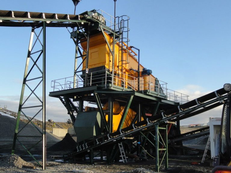 bjorgun-mining-plant-3.jpg