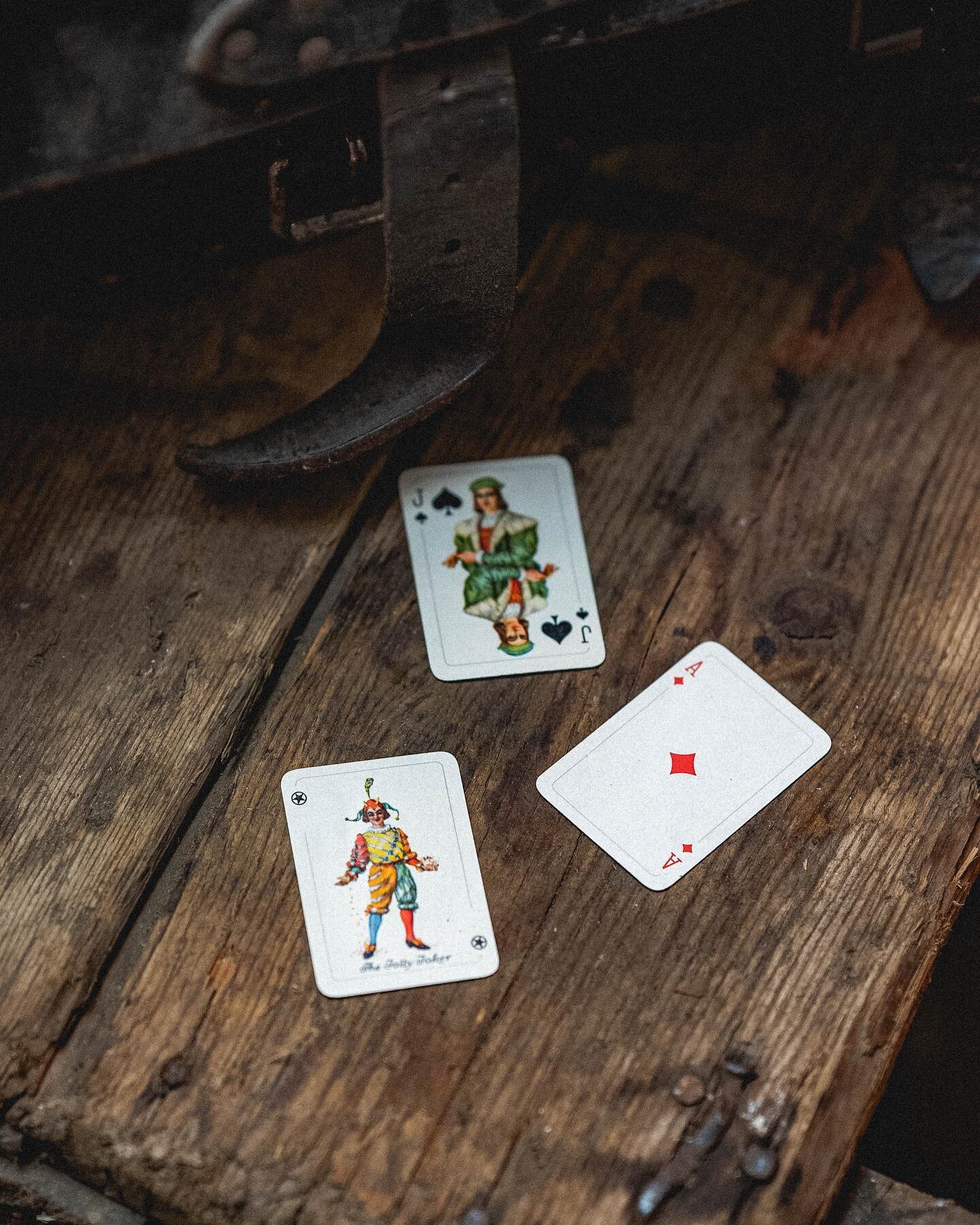 The game never ends when your whole world depends on the turn of a friendly card 🤔🤫

#playingcards #cardsofdivination #nostalgic #productphotography #vintagestyle #cinamaticphotography #storytelling #picoftheday #moodygrams #alanparsonsproject  #tu