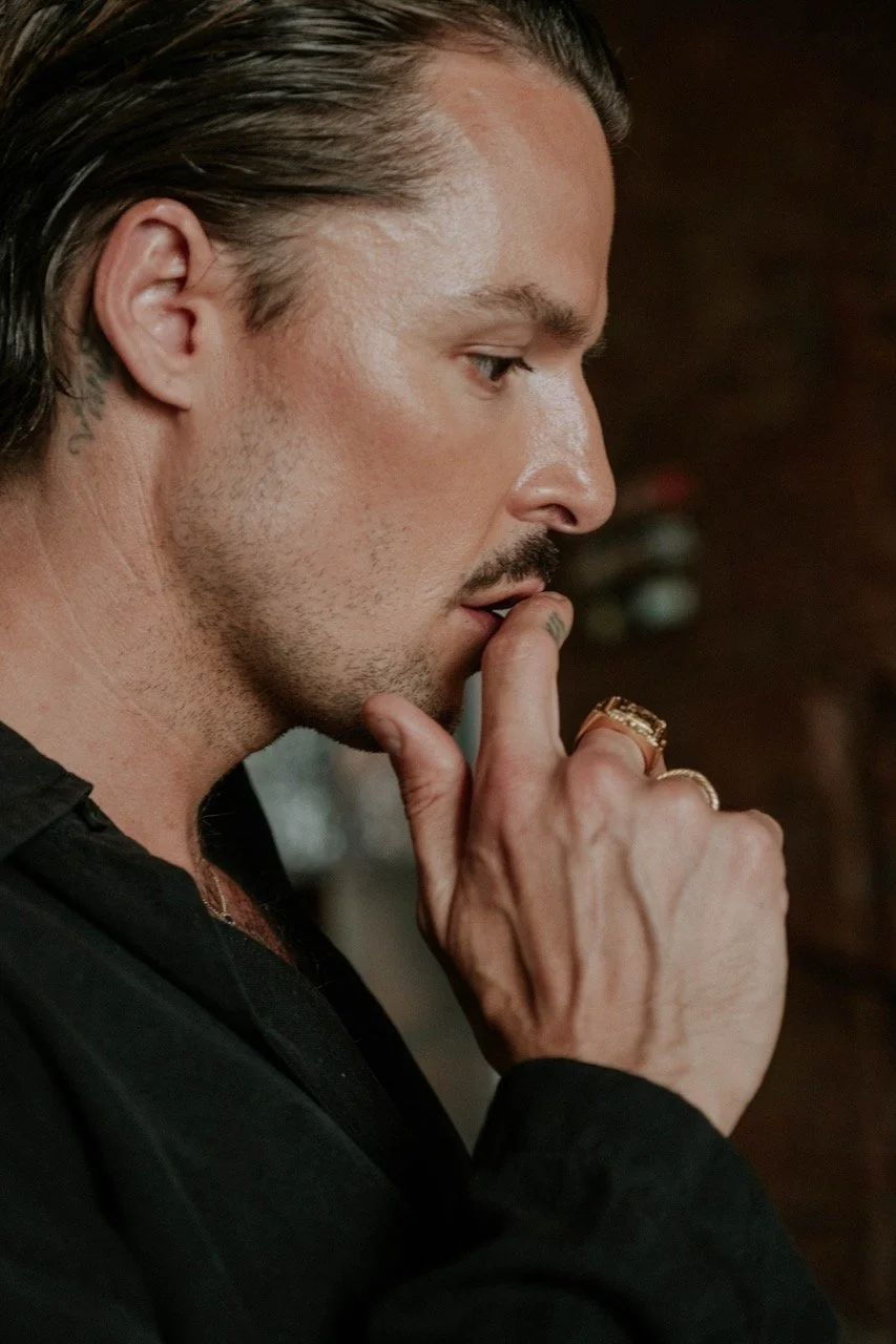 Maikel - watermark ©NichaR-340 Large.jpeg