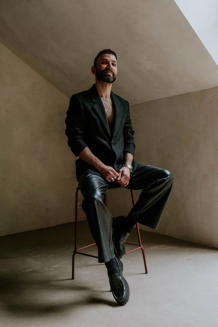 Maikel - watermark ©NichaR-356 Large.jpeg