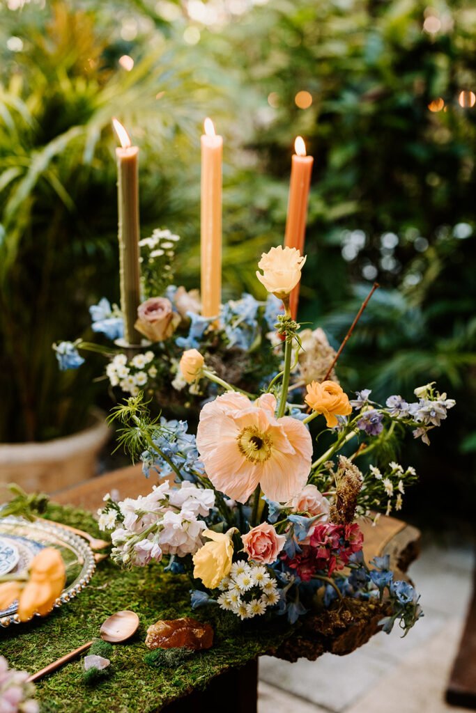 whymsical-witchy-garden-wedding-floral-details.jpg