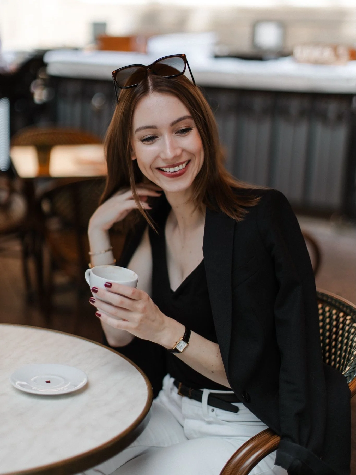 Even een zomerse foto op deze grauwe maandag💛 Nieuwe week met vooral heel veel dingen voorbereiden voor de beta lancering (we komen steeds dichterbij!) tussendoor leuke afspraken en edit werk! Van alles wat deze week.

But first ☕️