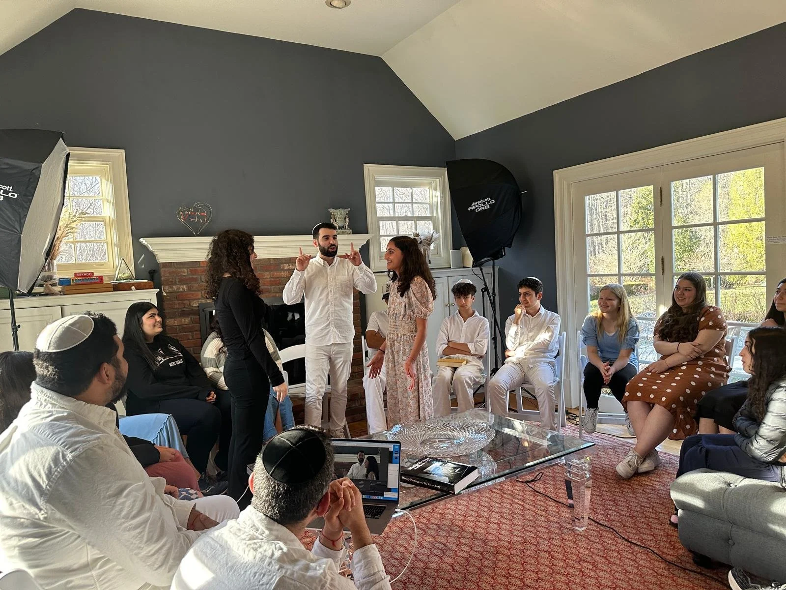 Page 12 - Roots Teens Shabbat March 2024 - 3.jpeg