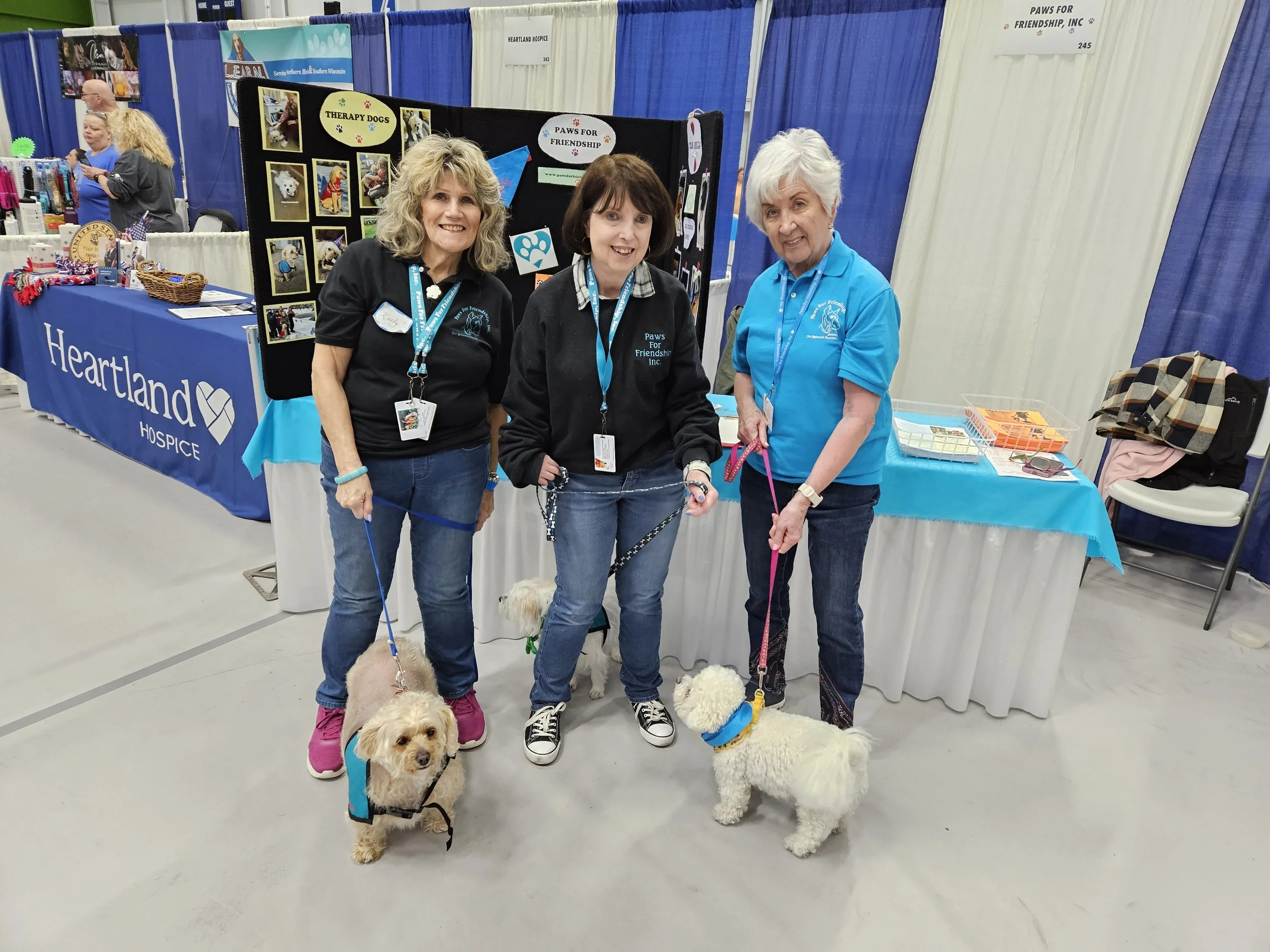 Illinois Members attending event.jpg