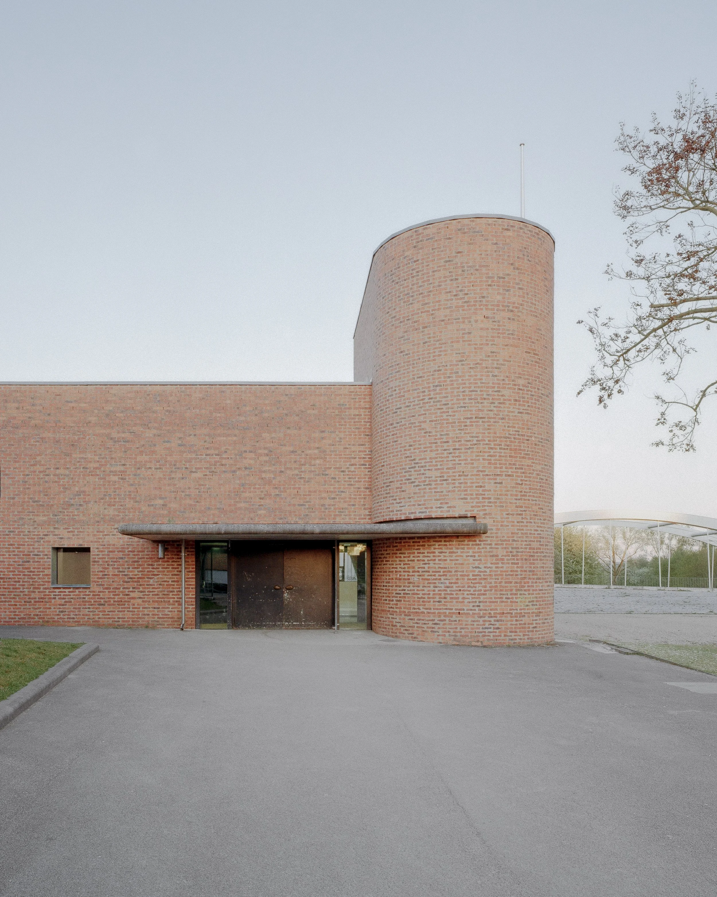 Julian Holzwarth Schule Ostfildern LRO  architekten Architectural stuttgart Architektur Fotograf architektur interior fotografie architectural photography medium format photography Mittelformat mamiya design Stuttgart 